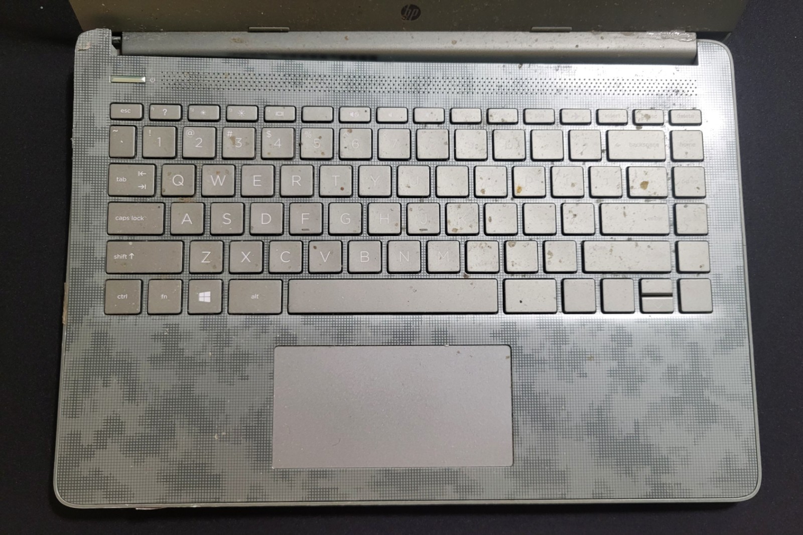 Damaged laptops, unknown condition. storage unit find. 3 Chromebooks, 2 laptops.
