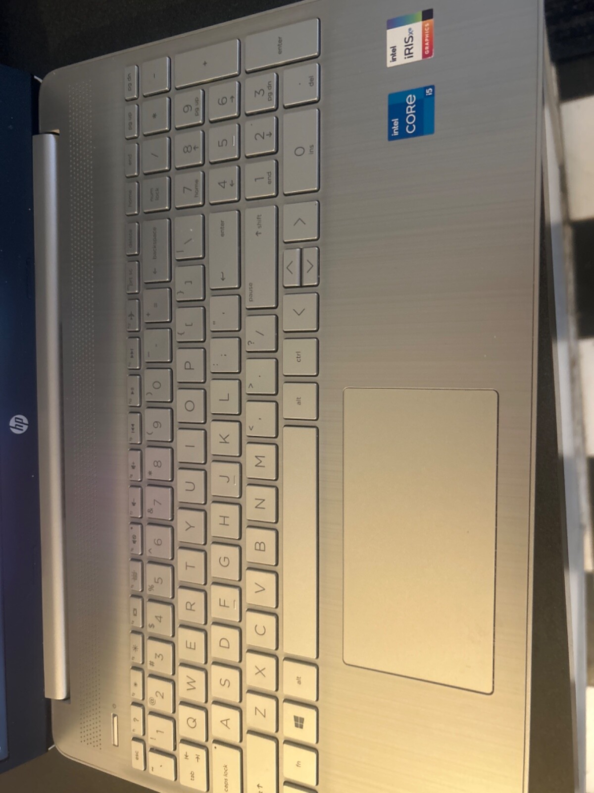 HP Laptop 15-DW3033DX Windows 10 Home 11th Gen i3 8GB 256GB (L-3)