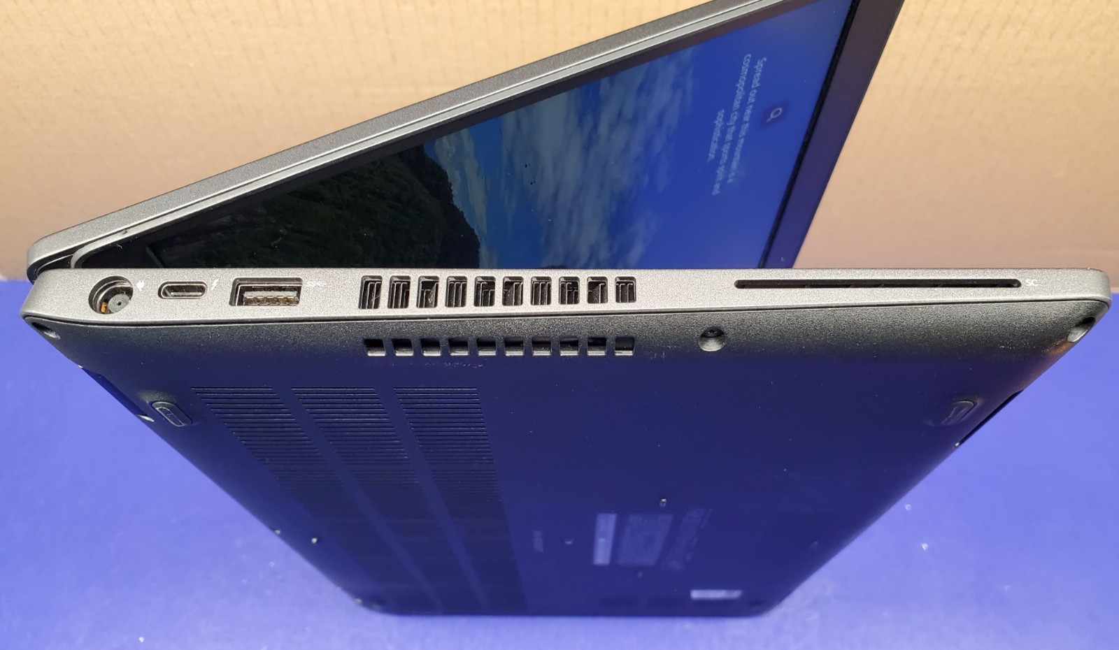Dell Latitude 5400 i7-8665U 1.90Ghz 16GB 512GB SSD 14″ *Professionally Restored*