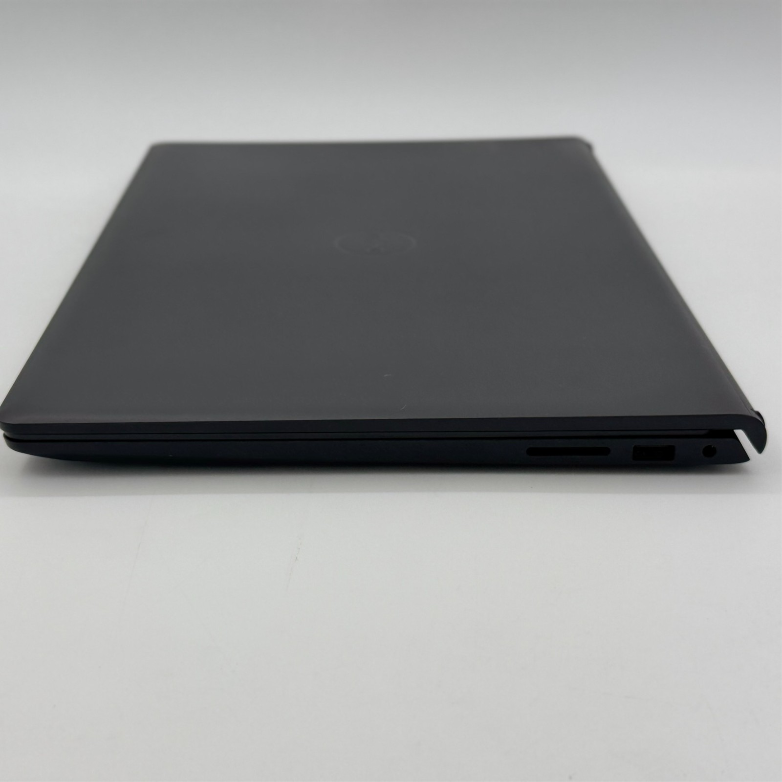 Dell 15 Laptop Intel Core 3 100U 512GB SSD 8GB RAM FHD 120Hz Carbon Black *READ*