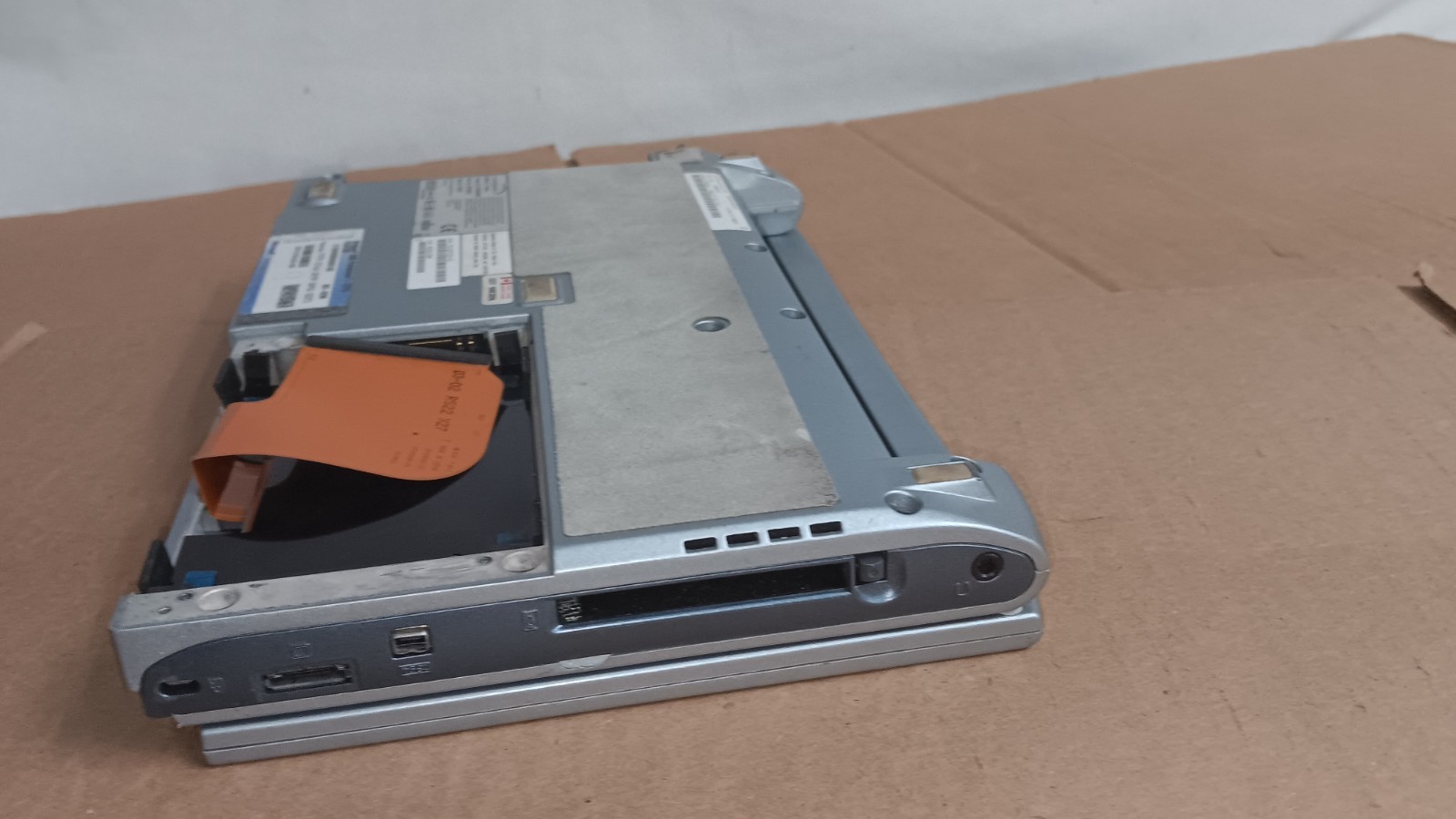 Vintage Fujitsu LifeBook P Series Model P-2040 ultra-portable subnotebook Laptop