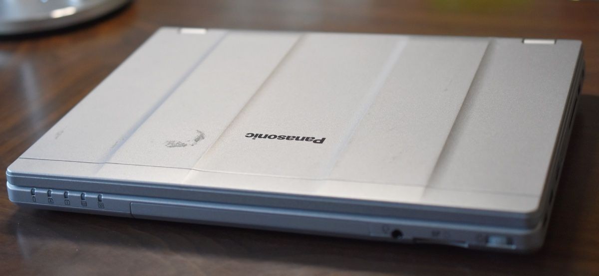 Panasonic Let’s note CF-SZ6 i3 4GB 128B 12.1″ Win10 home Used