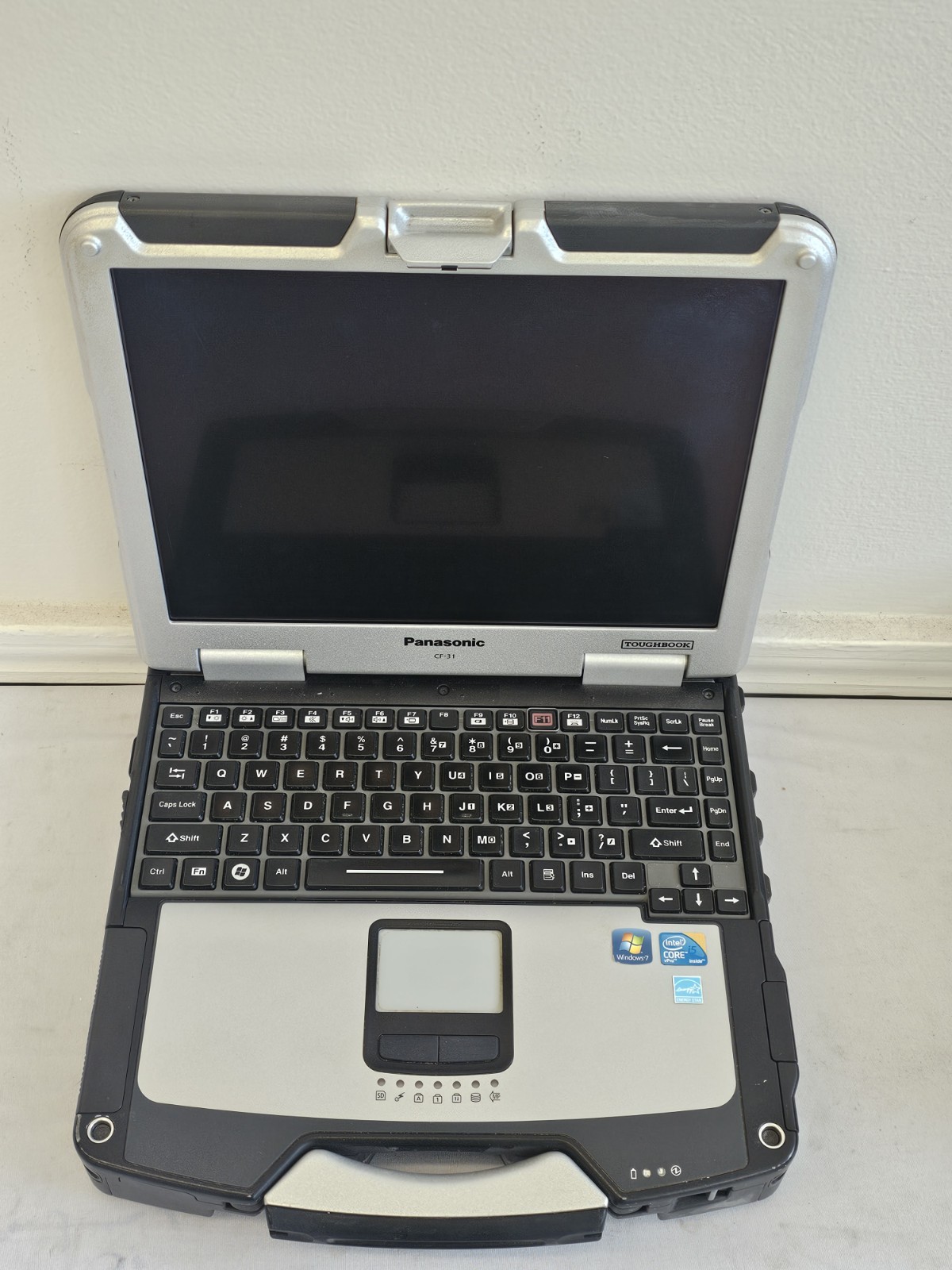 Panasonic Toughbook CF-81 Laptop – Intel i5-M520 – 2GB RAM 160GB HDD Win 10 READ