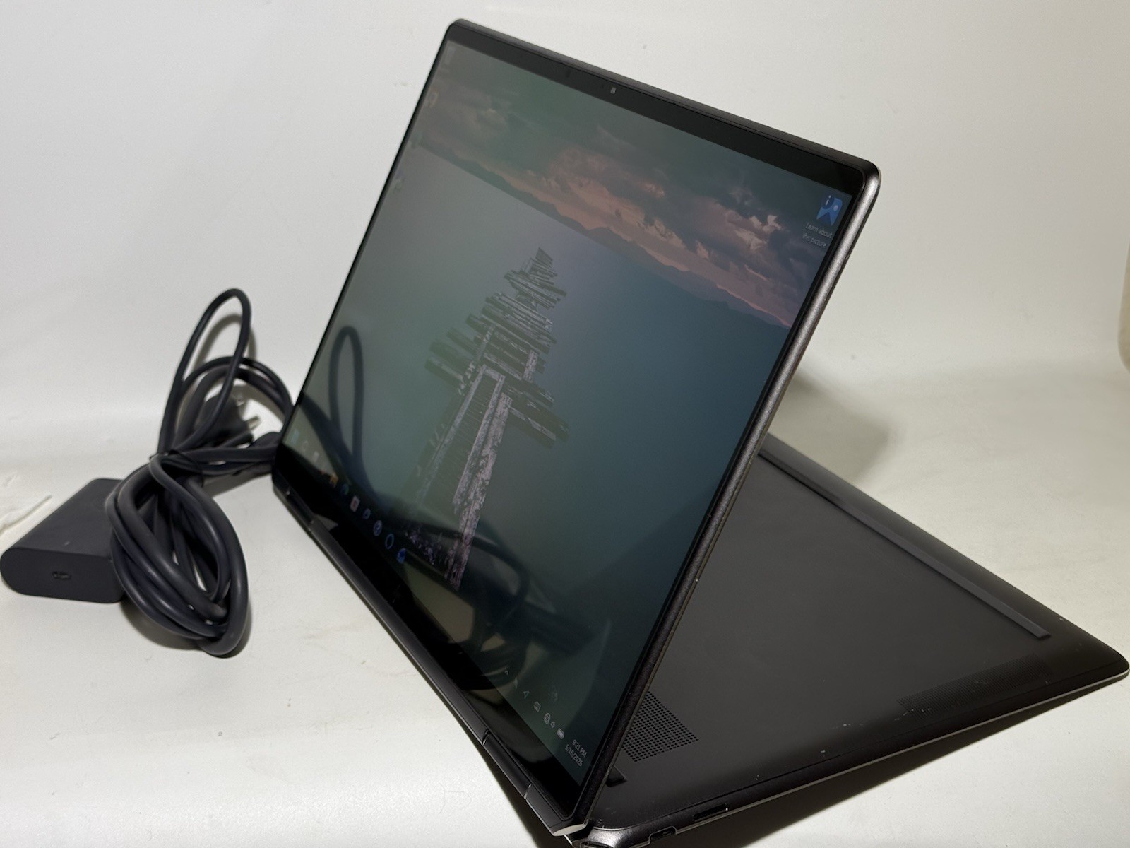 READ – HP Spectre x360 2-in-1 Laptop 14-ef0013dx i7-1255U 16GB 1TB SSD