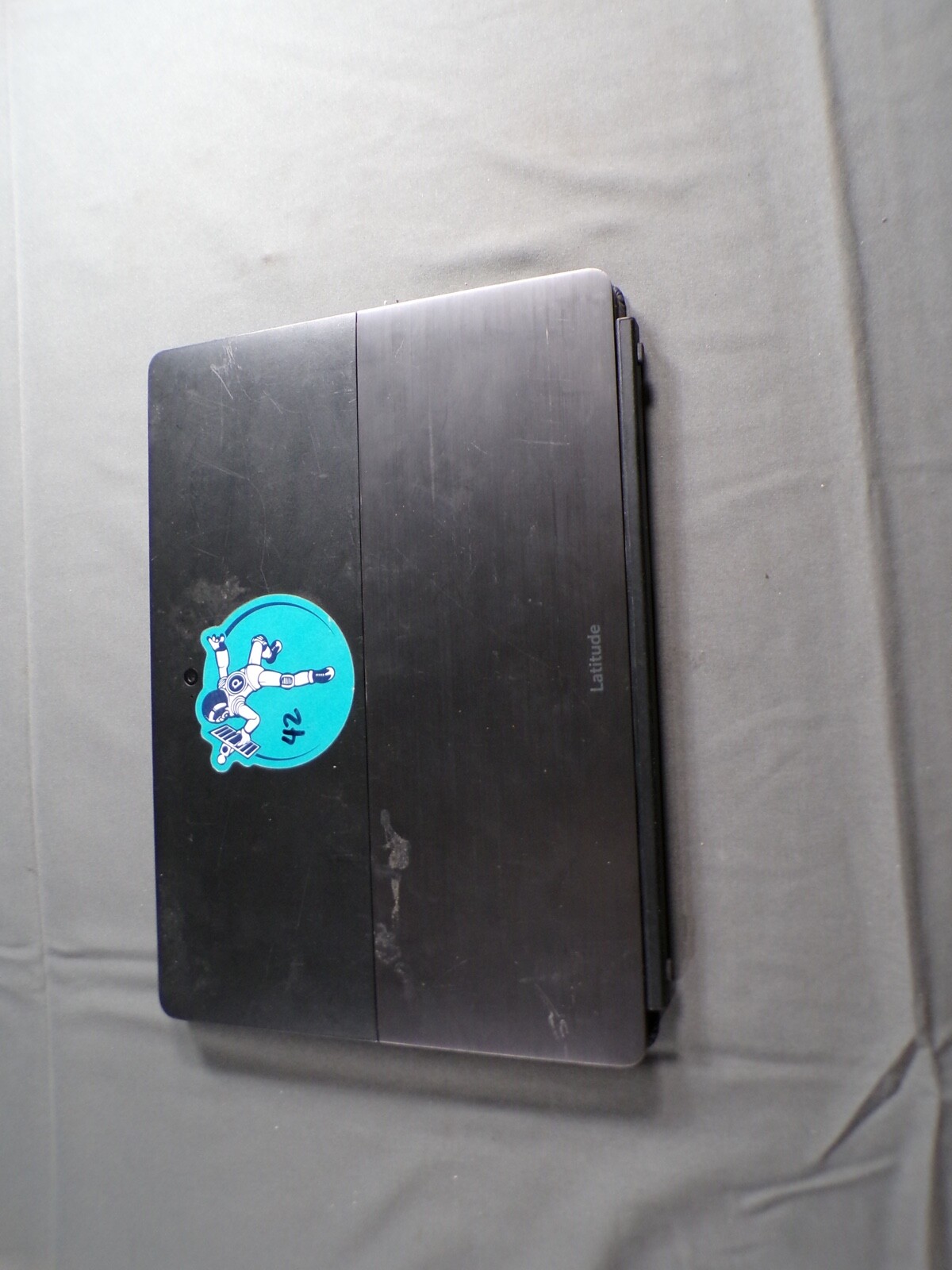 DELL LATITUDE 5285 INTEL CORE I5-7300U 2.60GHZ 8GB 256GB SSD WINDOWS 10 PRO
