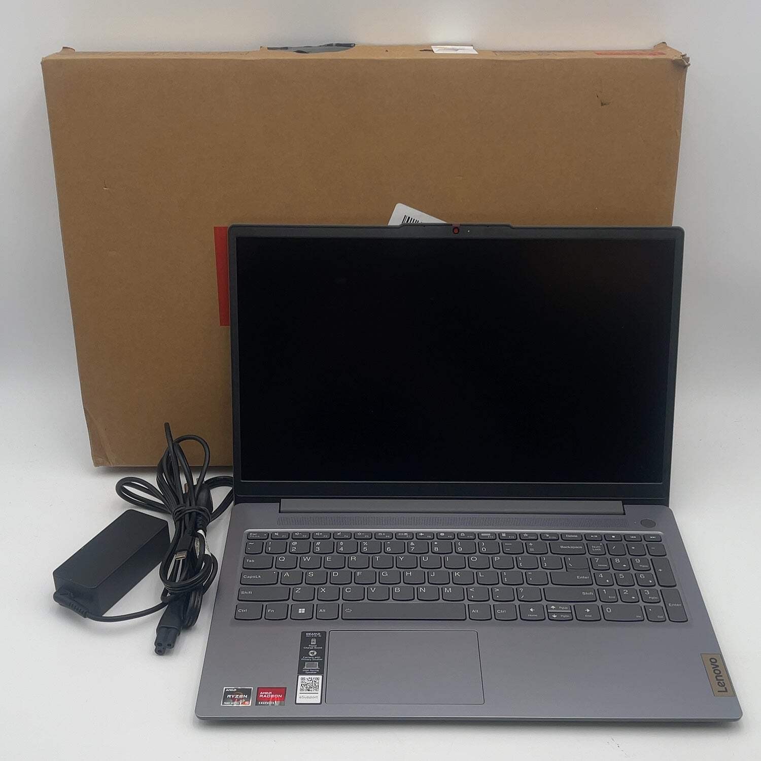 Lenovo IdeaPad Slim 3 15AMN8 15.6″ Ryzen 5 7520U 2.8GHz 8GB RAM 512GB SSD