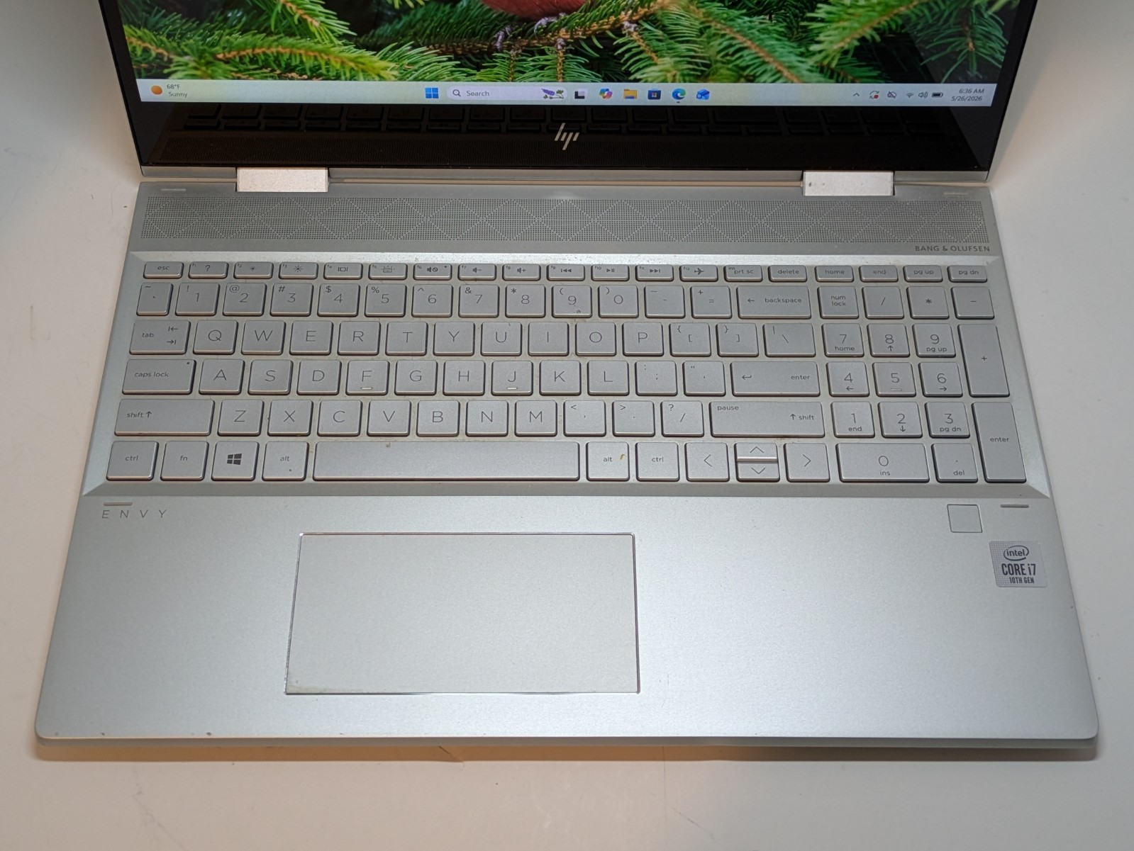 HP ENVY x360 15m-dr1012dx (512GB SSD, Intel Core i7-10510U, 12GB RAM) No Charger