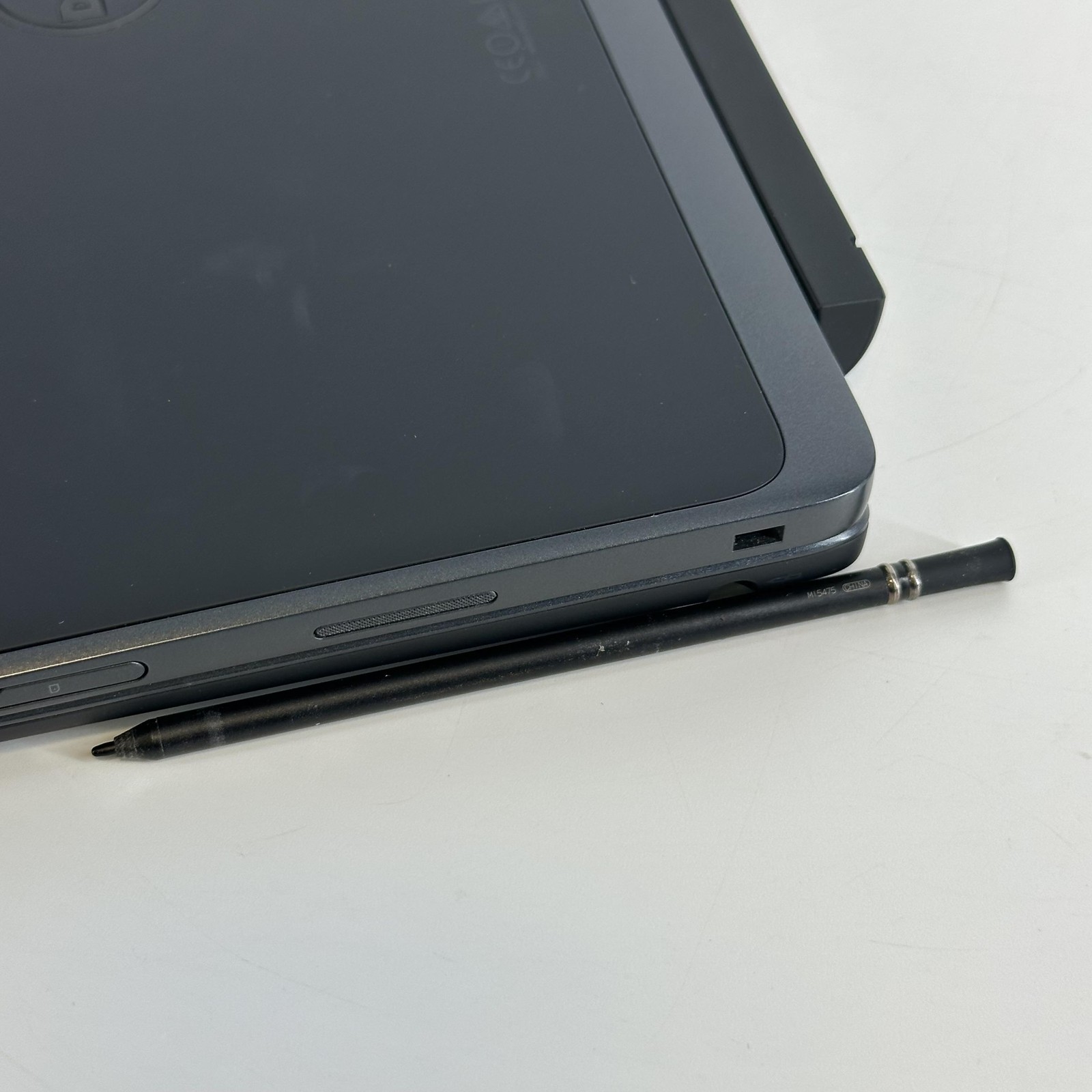 Dell Venue 10 Pro 5056 TOUCH Atom x5-Z8500 1.44GHz 4GB 128GB Good – BAD CAMERA