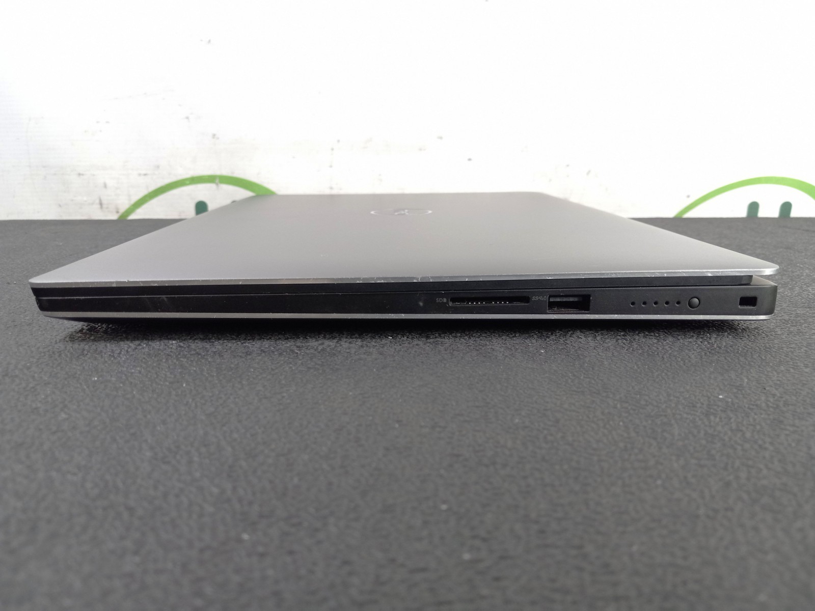 Dell Precision 5540 15.6″ i7-9850H 32GB RAM 512GB SSD Laptop Win11