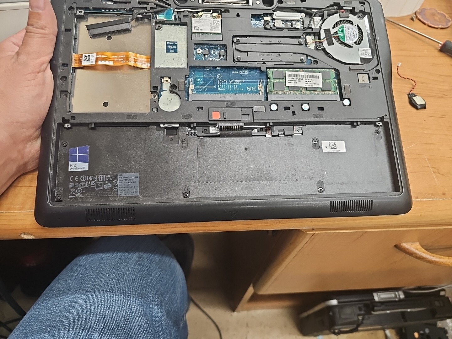 Dell Latitude E7440. i5-4310u 2.0GHz 4GB RAM READ P&r Only Missing Parts