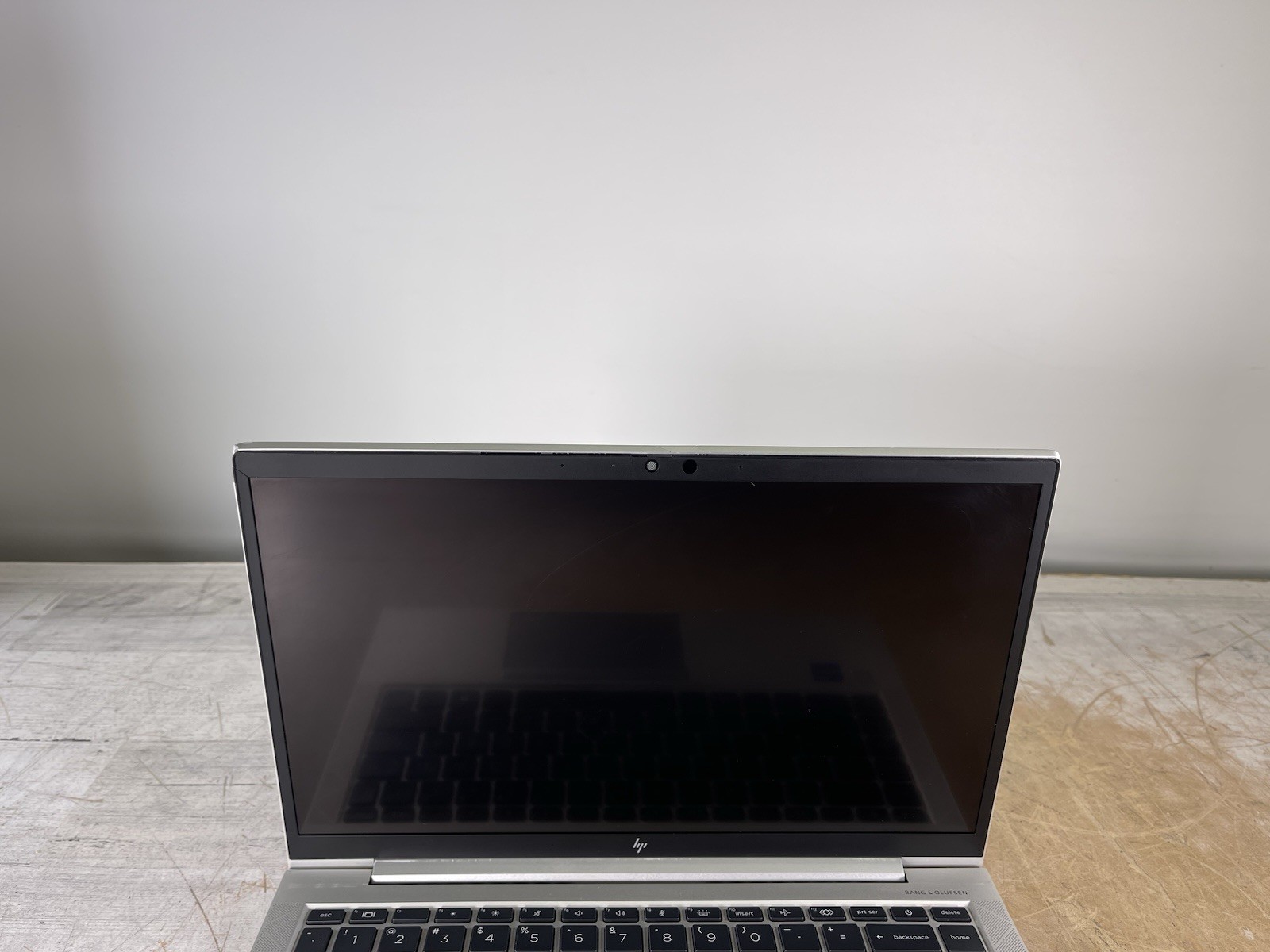 HP ELITEBOOK 840 G8 i7-1165G7 @ 2.80GHz, 8GB RAM, NO HDD/OS – (FOR PARTS)