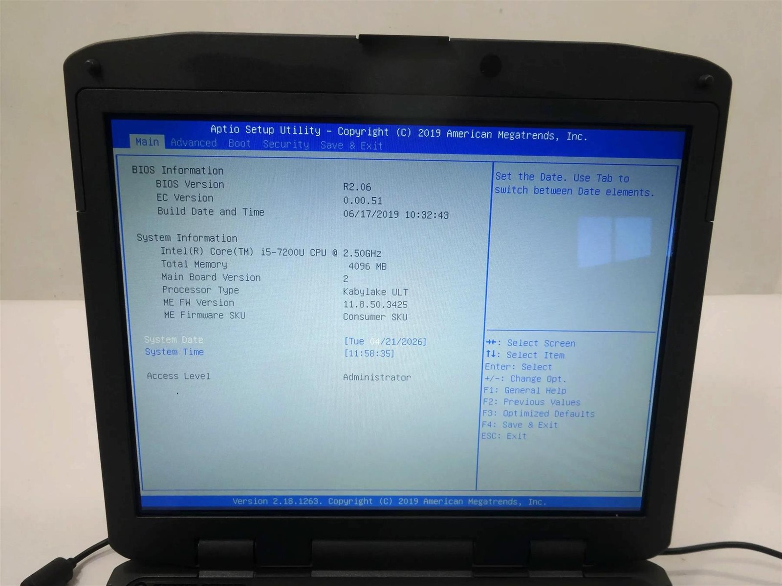 Durabook R8300 Rugged Core i5-7200U 2.50GHz 4GB No HD Laptop