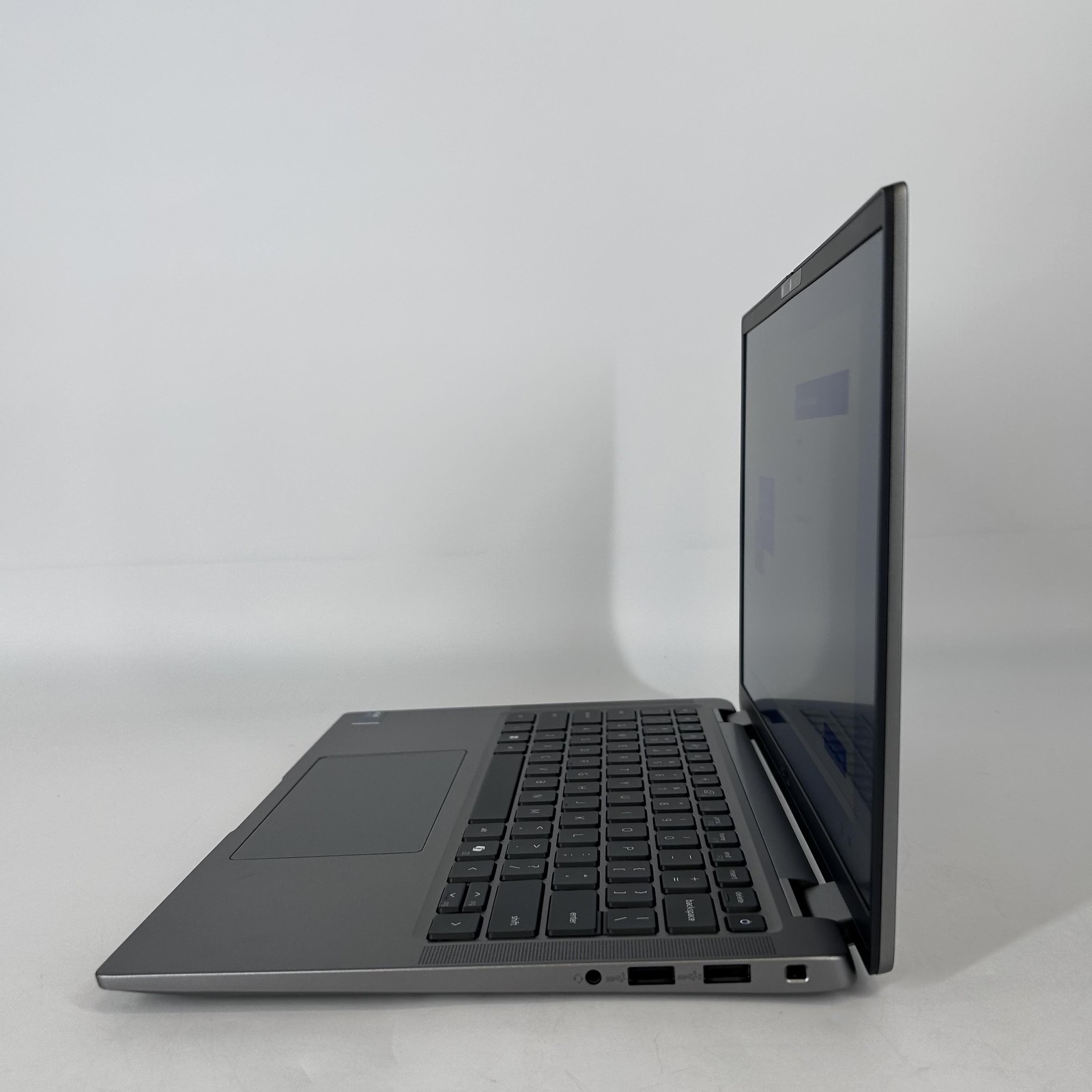 Dell Latitude 7450 14 QHD+ TOUCH 3.8 GHz Ultra 7 165H 32GB 256GB SSD Excellent