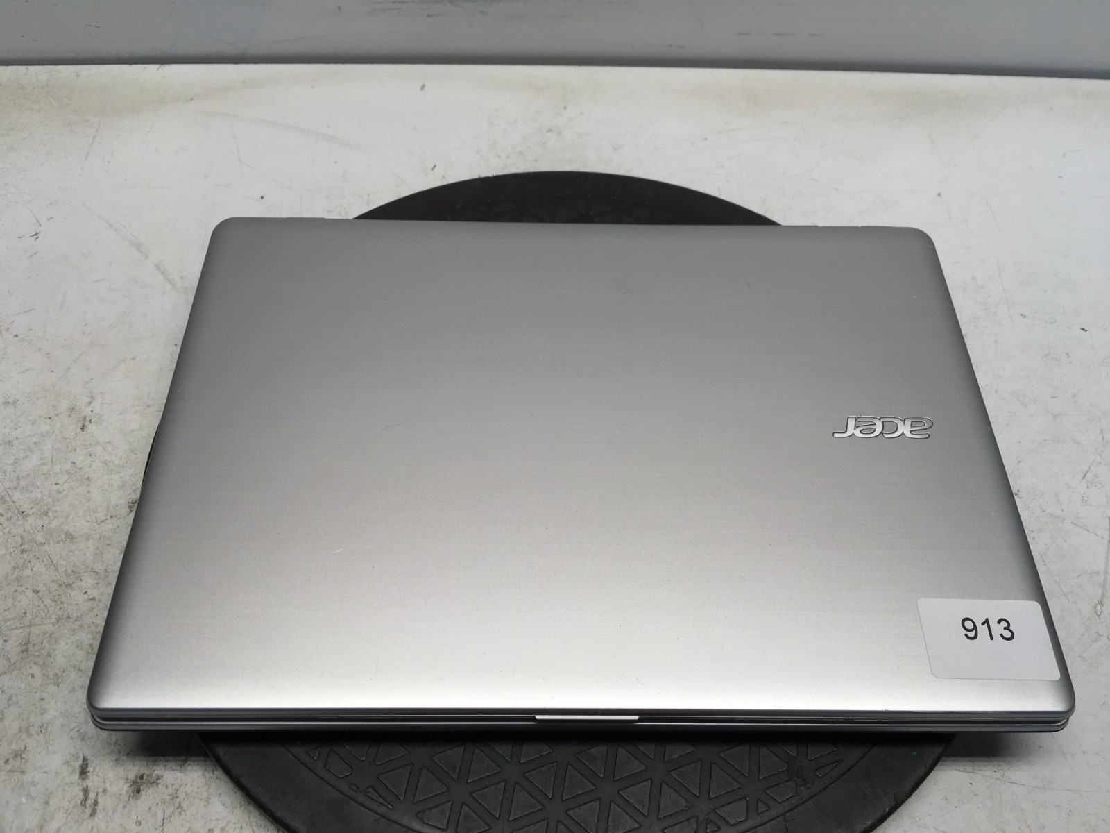 Acer Aspire V5-132P-2446 Intel Celeron 1019Y 1GHz 4 GB NO HDD BIOS LOCKED