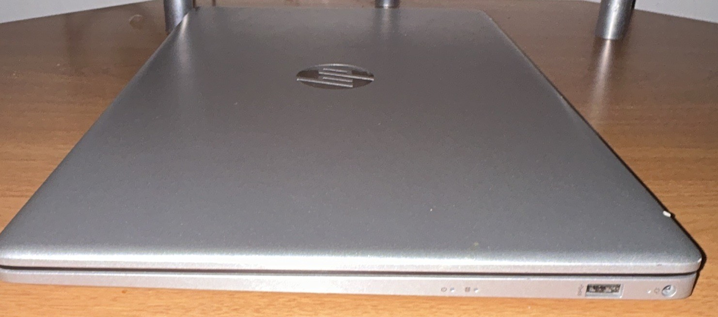 HP 17 Touchscreen Laptop Ryzen 5 7530U 16GB RAM 1TB SSD Excellent
