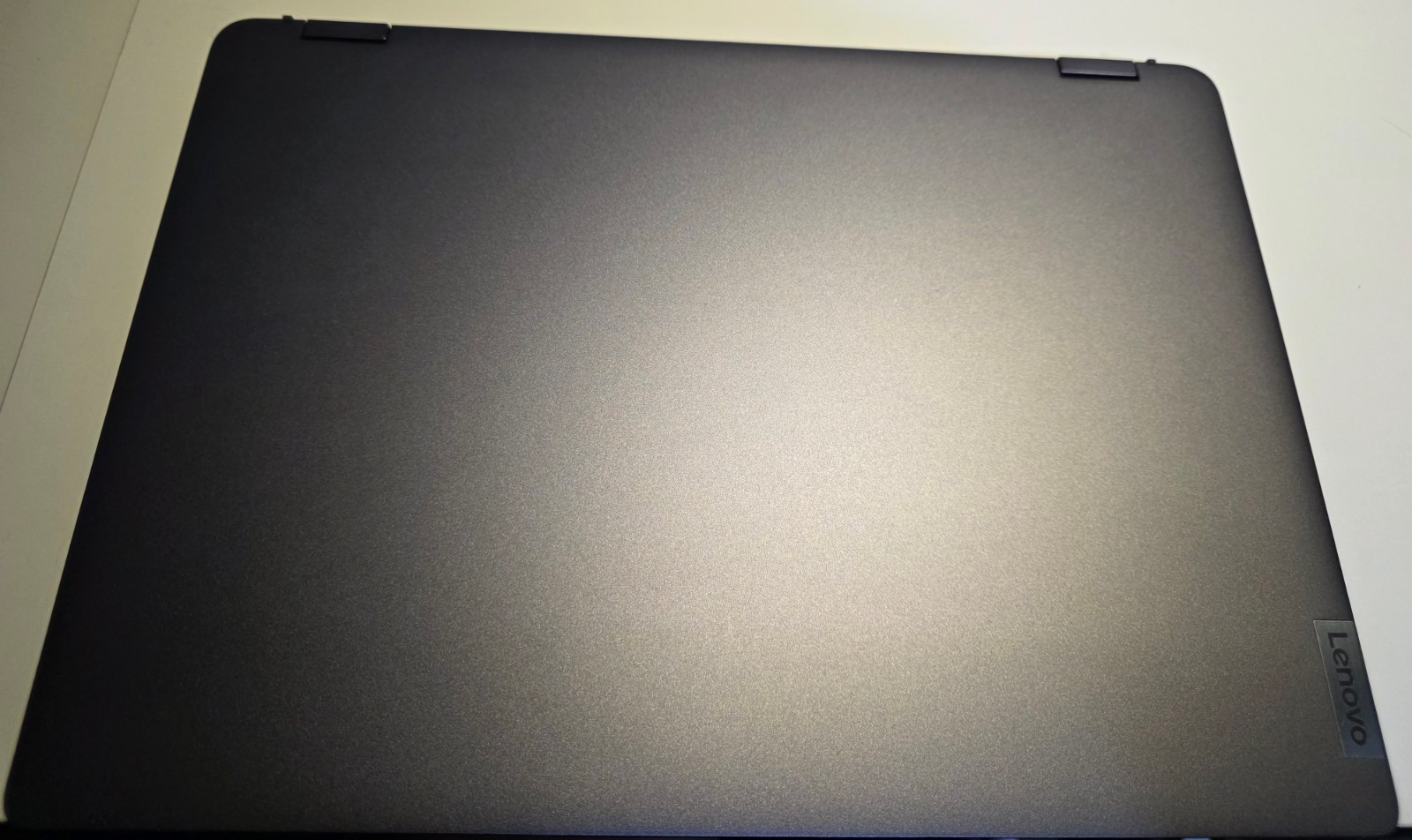 Lenovo Flex 5 2-in-1 16″ 2.5K Touch i7 16GB RAM 1TB Windows 11 w/Case & Box Mint