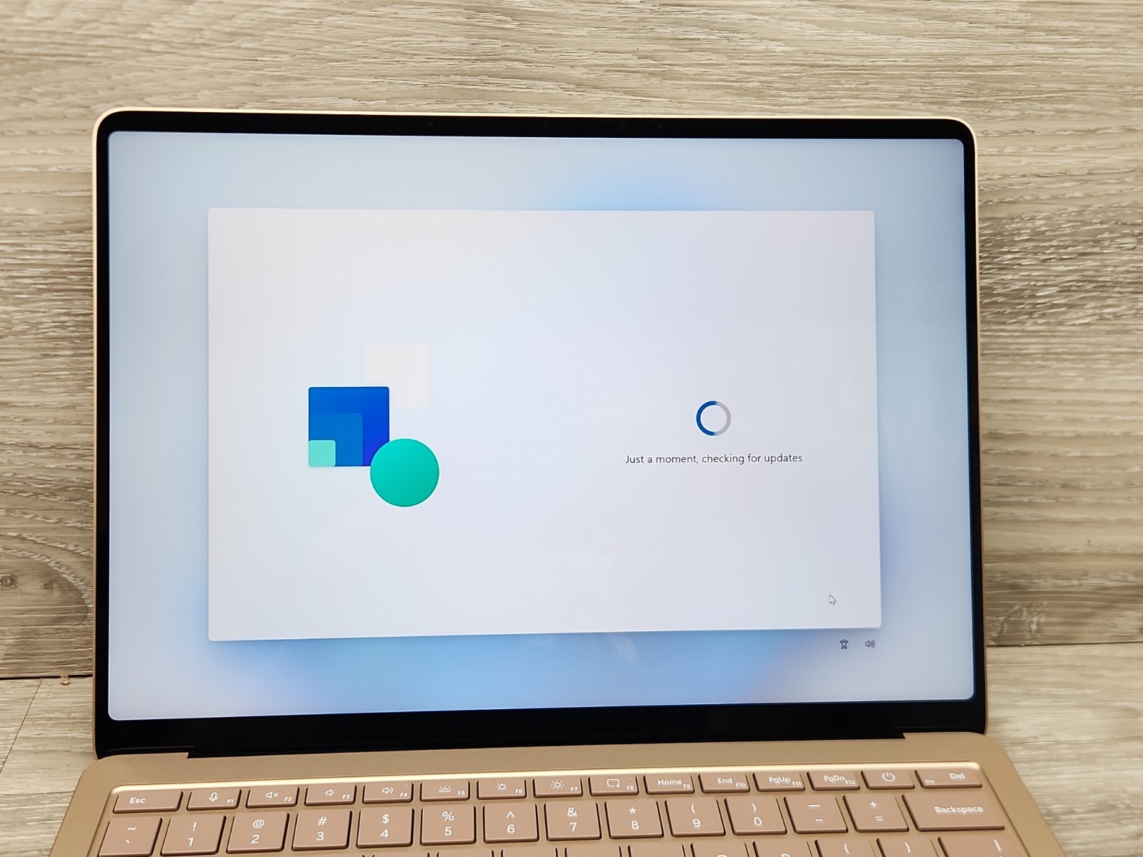 Microsoft Surface Laptop 7 13″ Snapdragon X Plus 16GB 512GB SSD (Read)