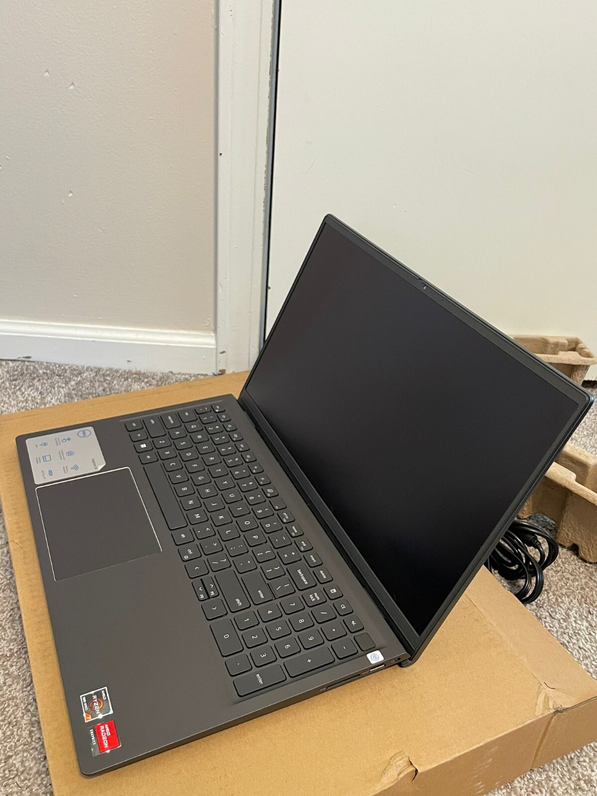 Dell Inspiron 15 5515 15.6″ Touchscreen Laptop AMD Ryzen 7 ( 16 GB Ram 512)