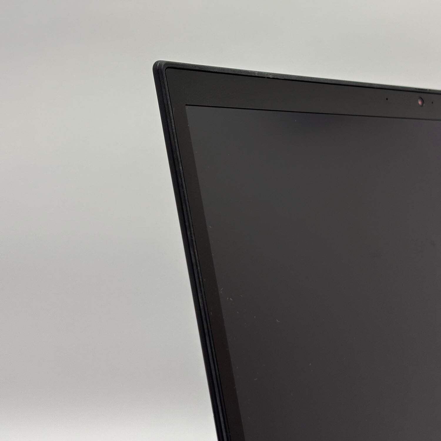 Lenovo ThinkPad T490s 20NX003 14″ i5-8365U 1.6GHz 8GB RAM 256GB SSD