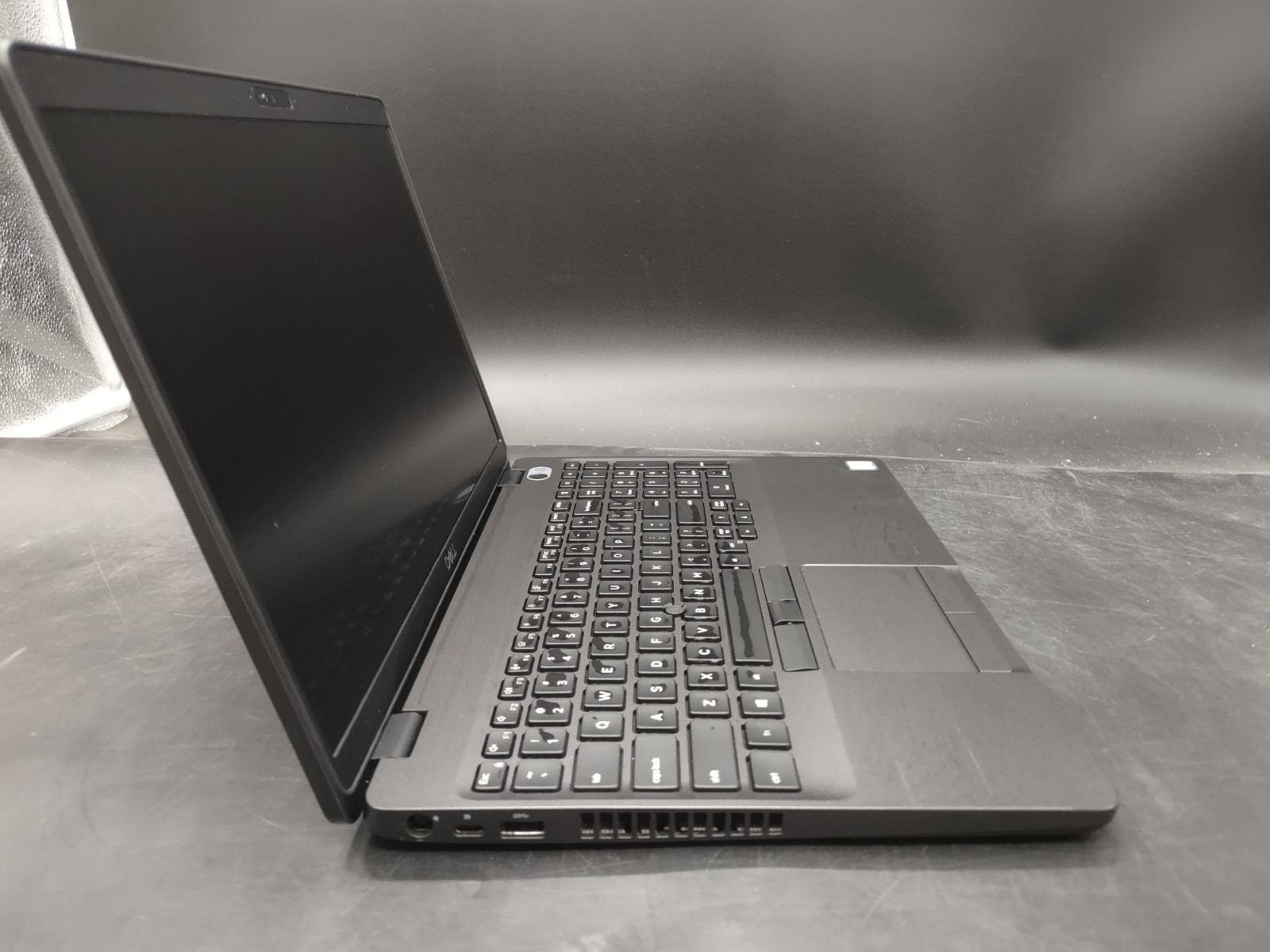 Dell Latitude 5500 i5 8365U @ 1.60Ghz 8GB RAM 256GB NVME NO OS