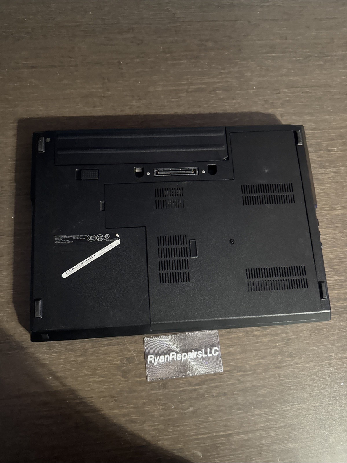 Dell Latitude E5410 14″ Laptop i5 M580 8GB Ram No Drives Boots Bios