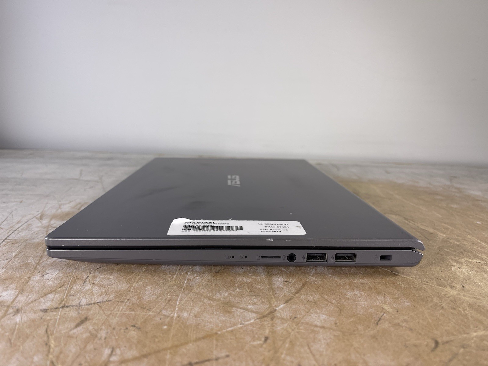 ASUS VIVOBOOK X515EAU i3-1115G4 @ 3.00GHz, 8GB RAM, NO HDD/OS