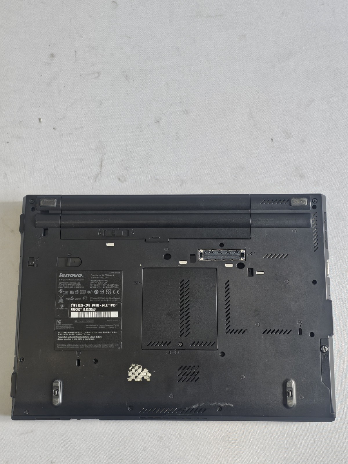 Lenovo ThinkPad T410 Laptop – Intel i5-M520 – 4GB RAM – NO HDD/OS – READ