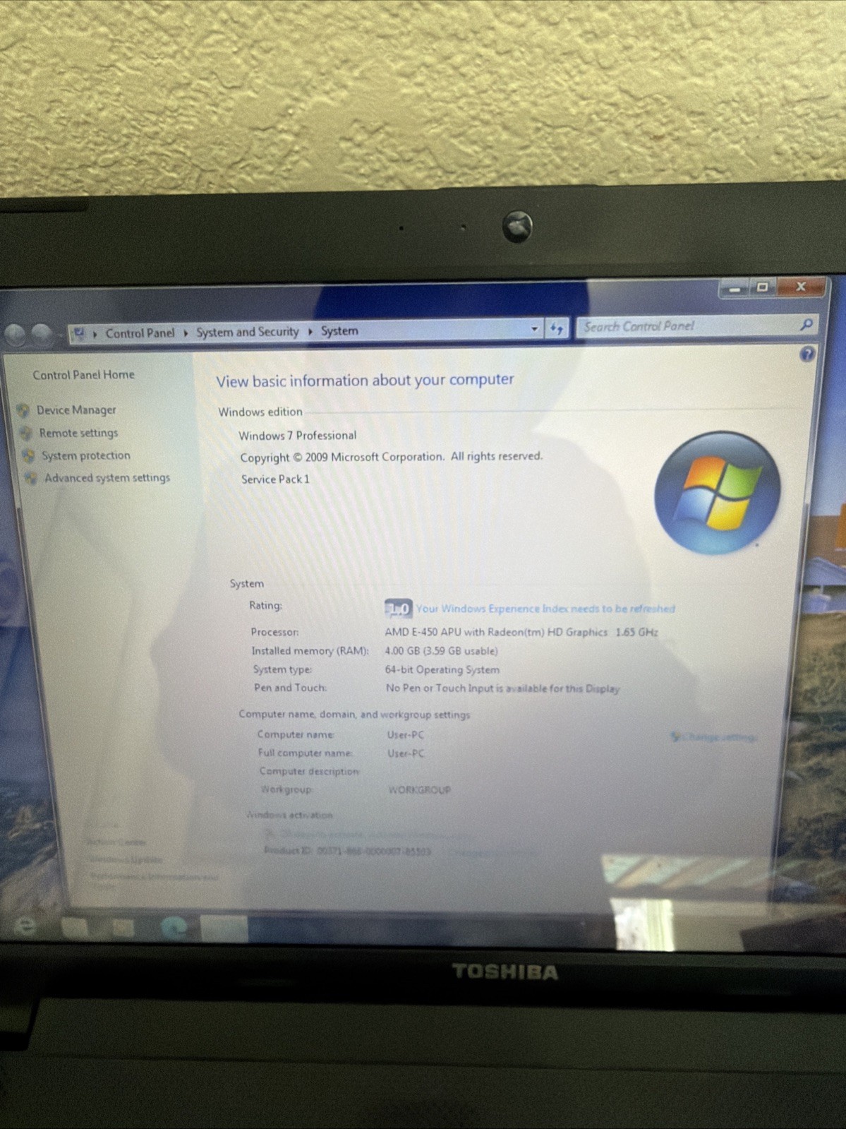 Vintage Windows 7 TOSHIBA Satellite C855 15″ Laptop AMD E2, 4gb, 160gb HDD, DVD