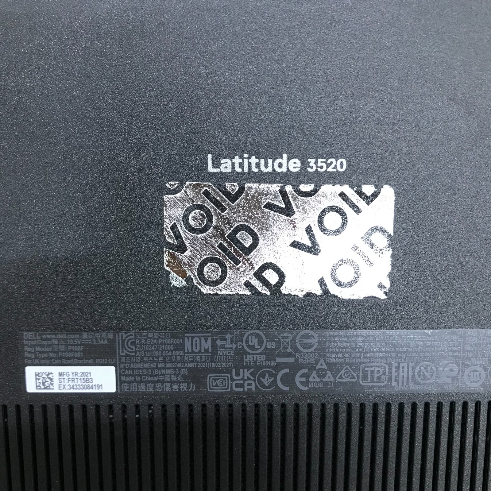 Dell Latitude 3520 15.6″ i5-1135G7 2.4GHz 8GB RAM 256GB SSD (Windows 11 Pro)