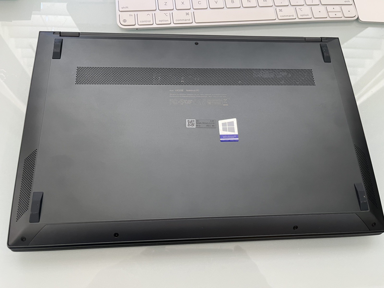 Asus ZenBook UX325EA – FHD – i7 1165G7 – 8GB RAM – 512GB SSD – Gray