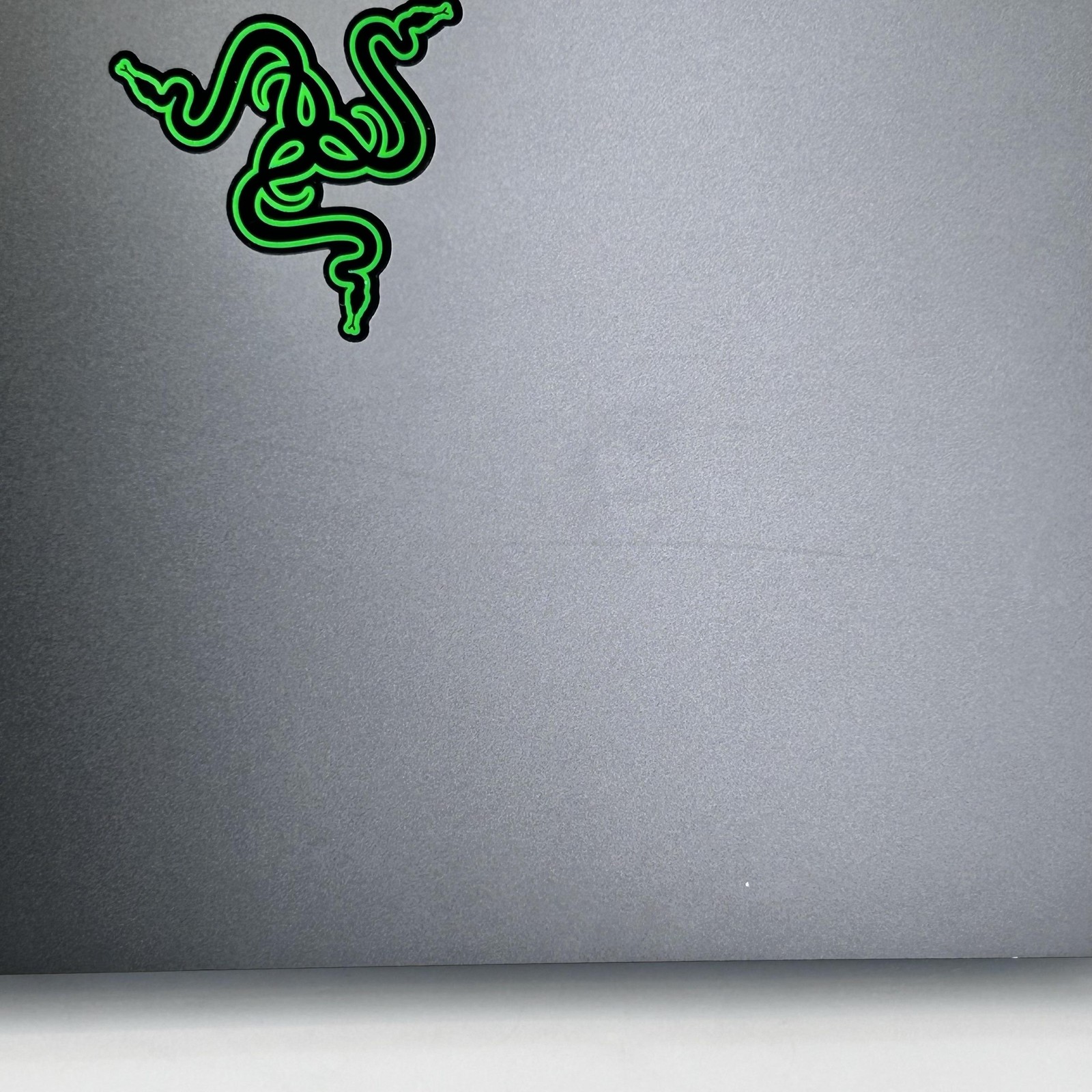 Razer Blade 16 120Hz UHD+ 2024 2.2GHz i9-14900HX 64GB 2TB/2TB RTX 4090 Very Good