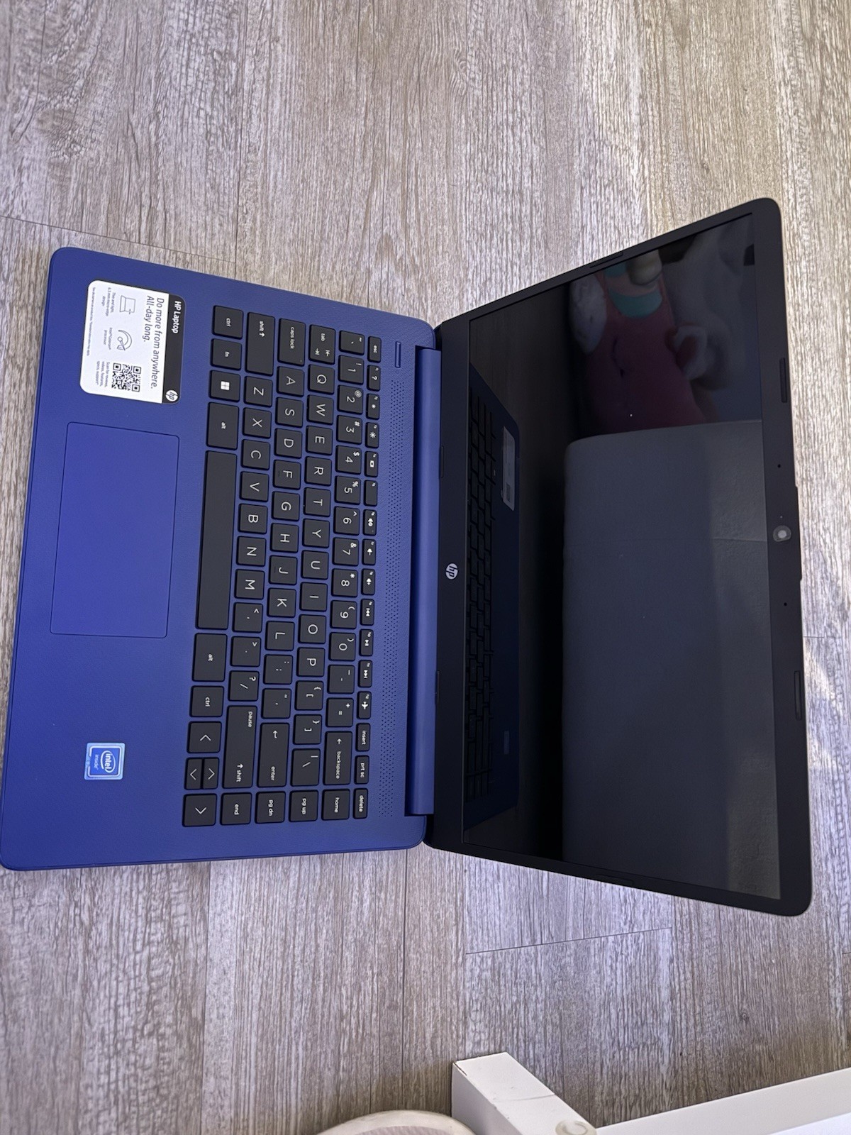 HP Laptop (14-dq0055dx) 14″- blue + charger