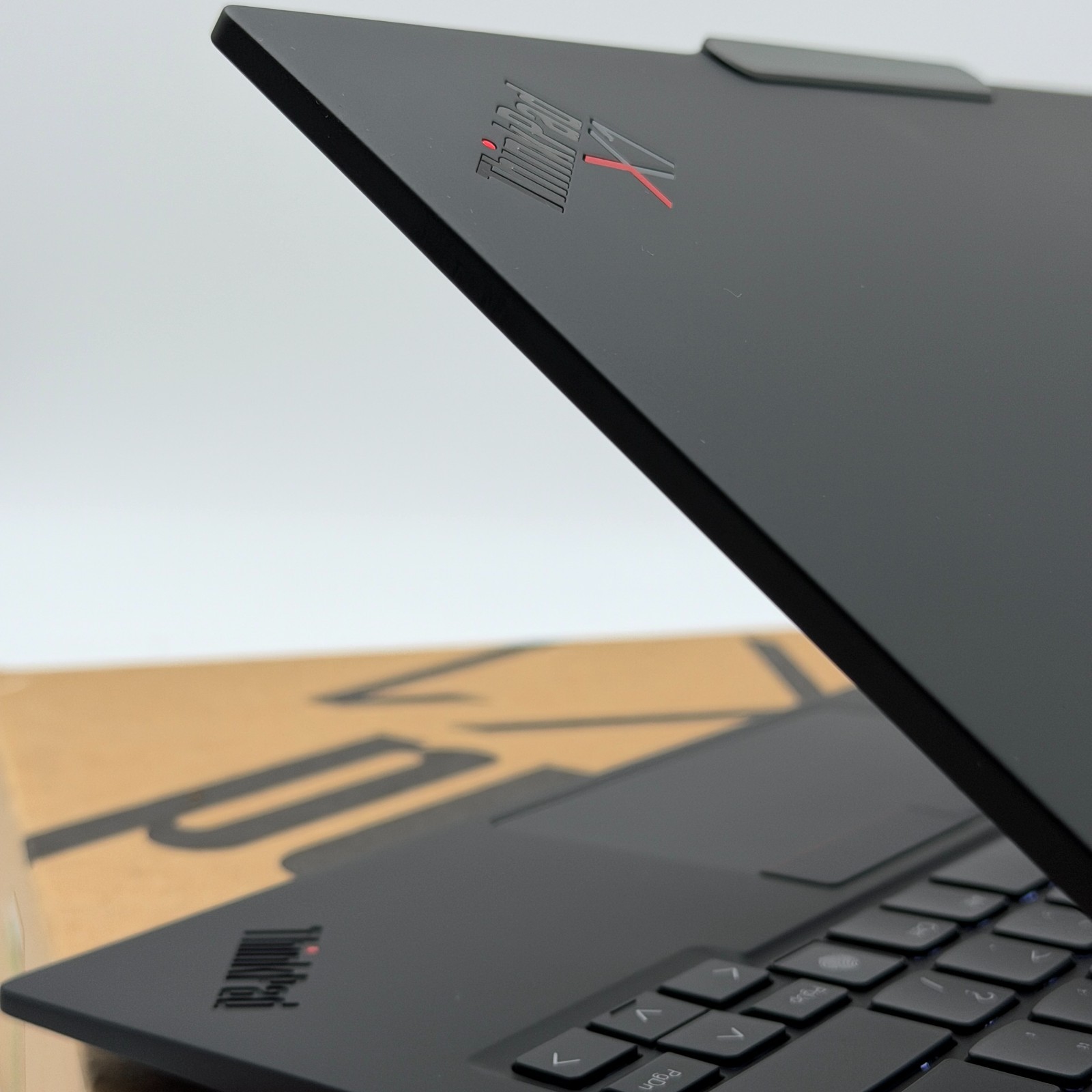 OPEN BOX Lenovo ThinkPad X1 Carbon 14 4.8 GHz Ultra 7 155U 32GB 1TB SSD – Touch