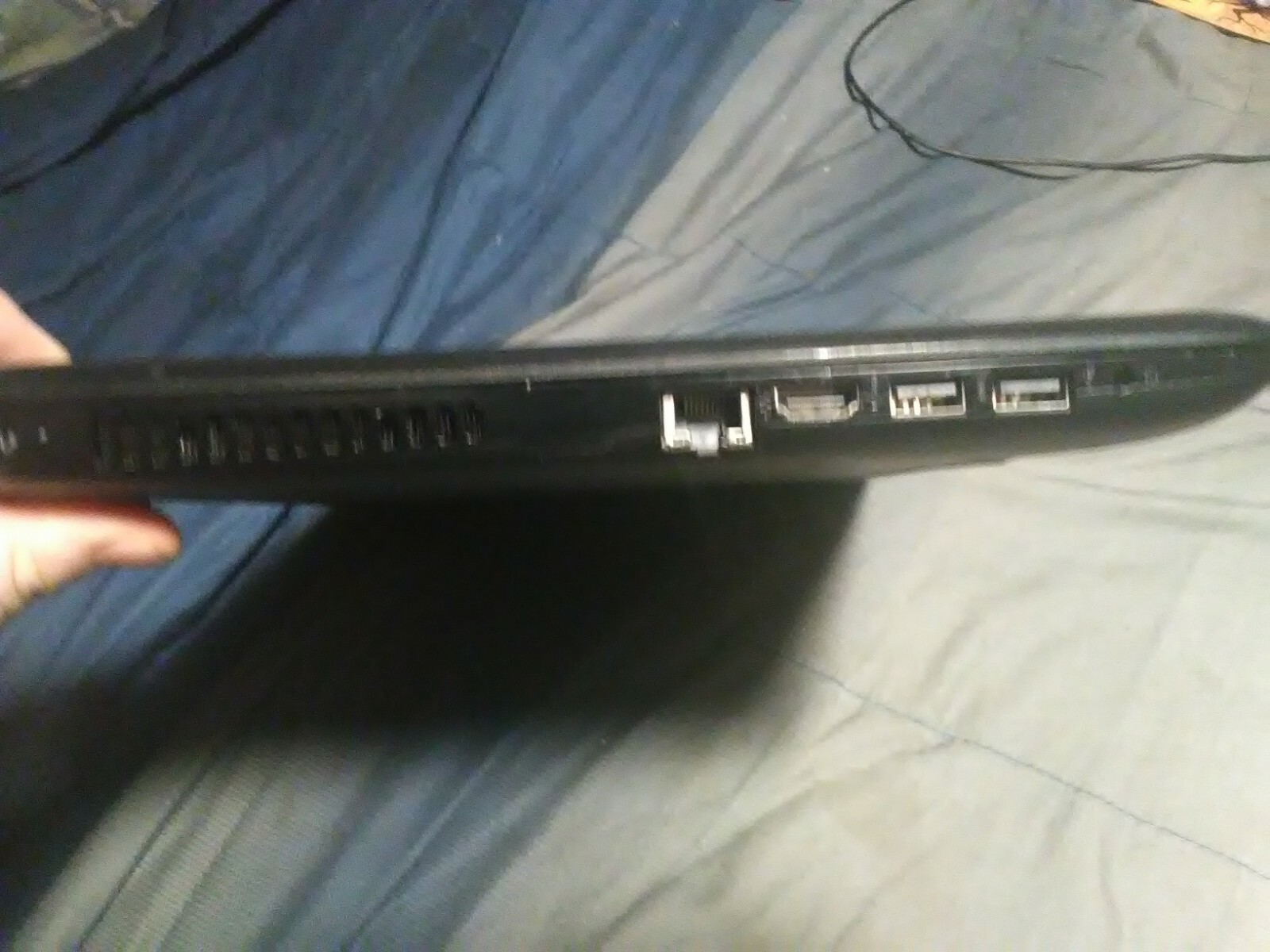 HP 15.6″ 15-ba015wm AMD E2 Quad Core 4gb RAM 500 GB HD Notebook Laptop PC. Works