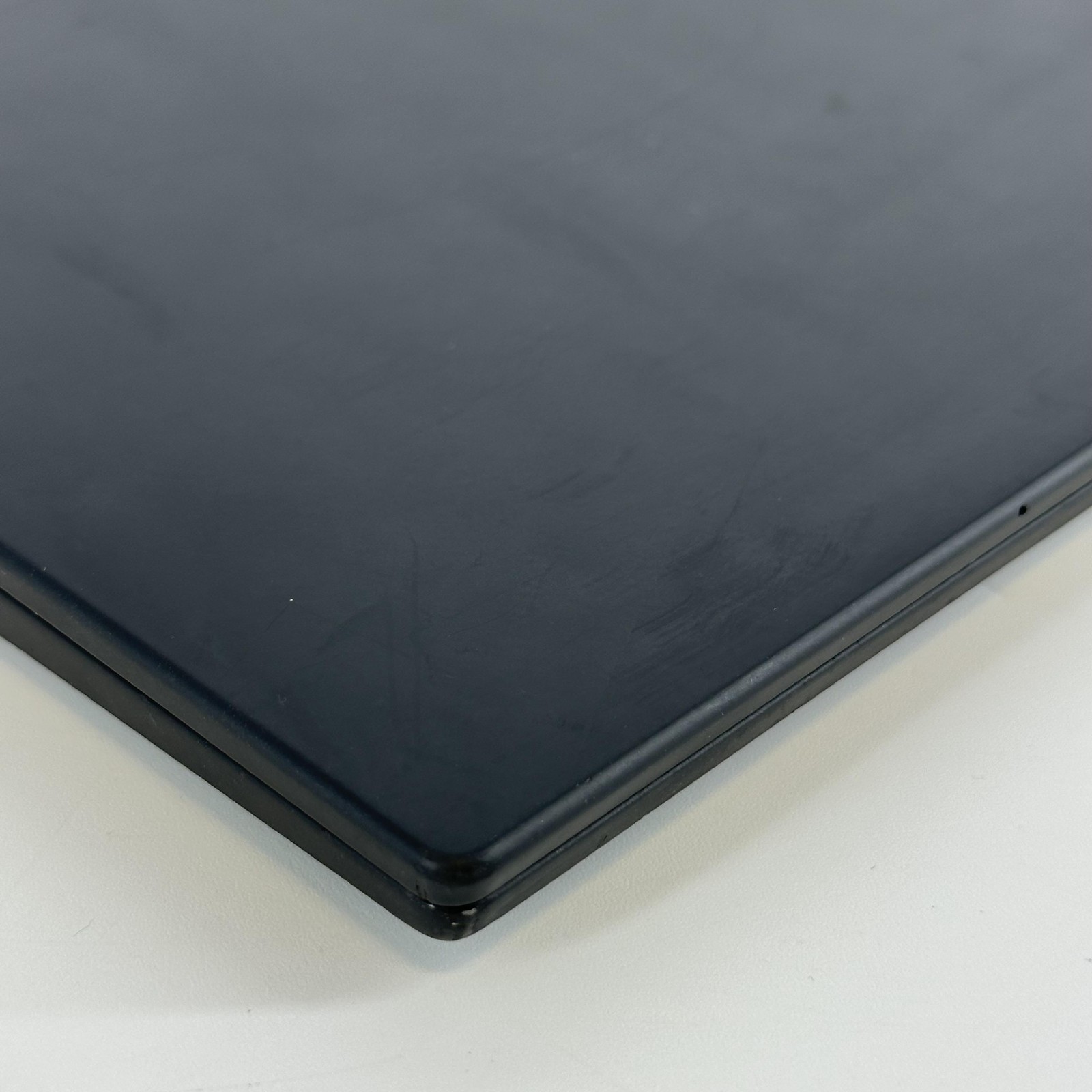 Lenovo ThinkPad X1 Carbon Gen 8 14 FHD TOUCH i7-10610U 16GB 512GB SSD White Spot