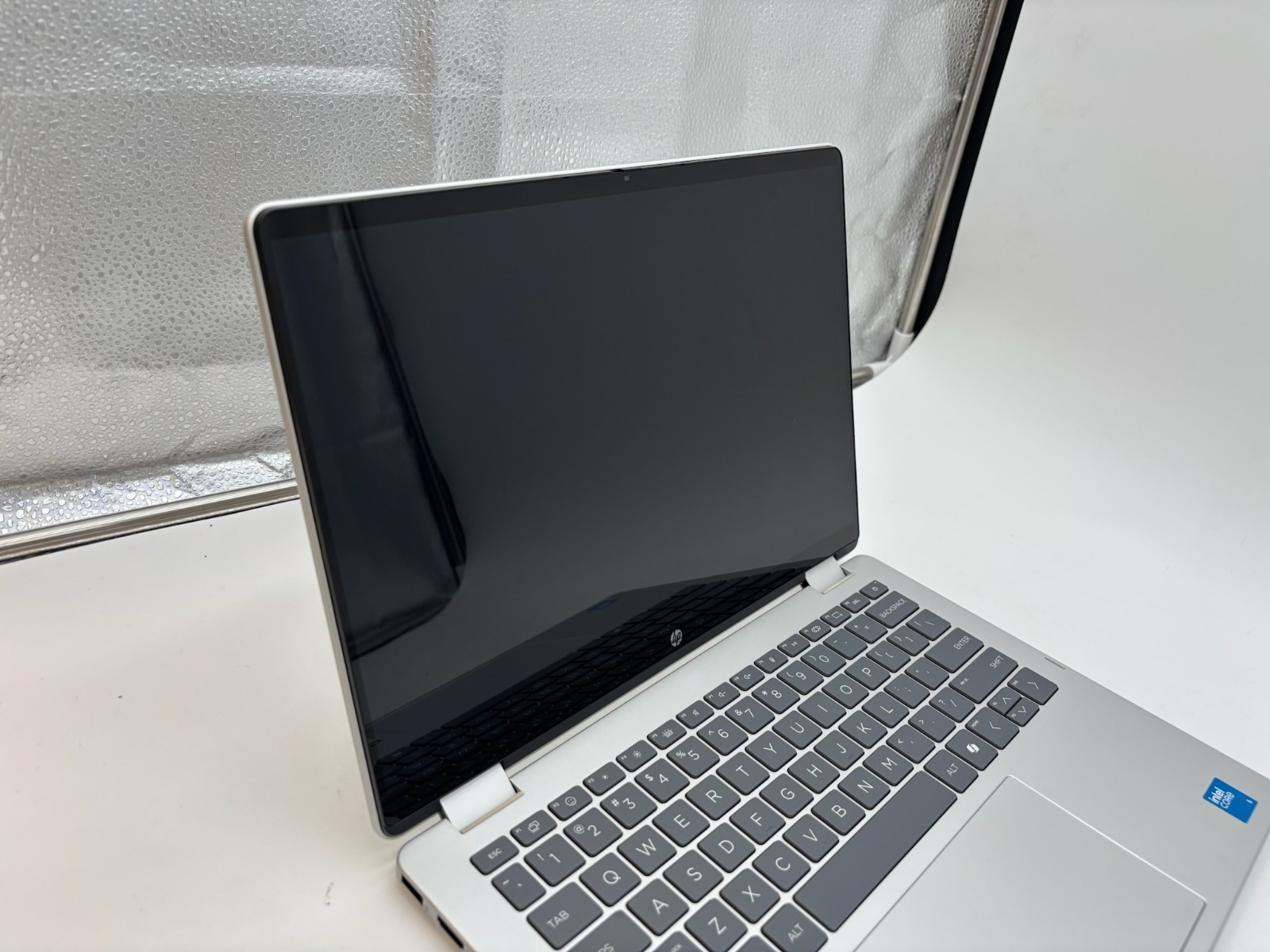 HP OmniBook 5 Flip Laptop 14-fp0013dx 14″ 512 GB SSD 8 GB RAM Core 5 120U