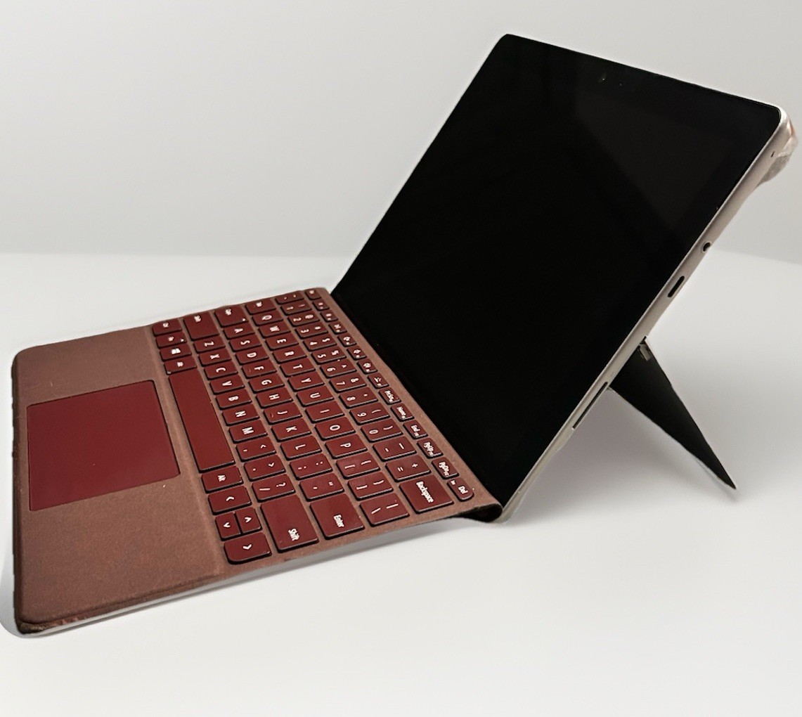 Microsoft Surface Go 1824 10” 64gb 92% Battery Health With Keyboard and Charger