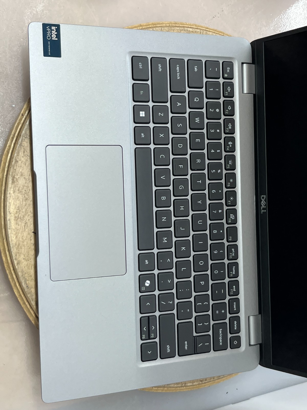 DELL LATITUDE 5450 ULTRA 5-135U@4.40GHz 8GB NO SSD/OS *Check Pictures*