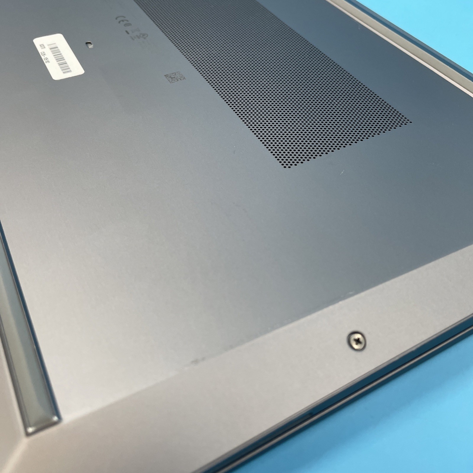 HP ZBook Firefly G8 | i7-1165G7 | 32GB RAM | 512GB SSD | T500 | WIN 11 PRO | 77%