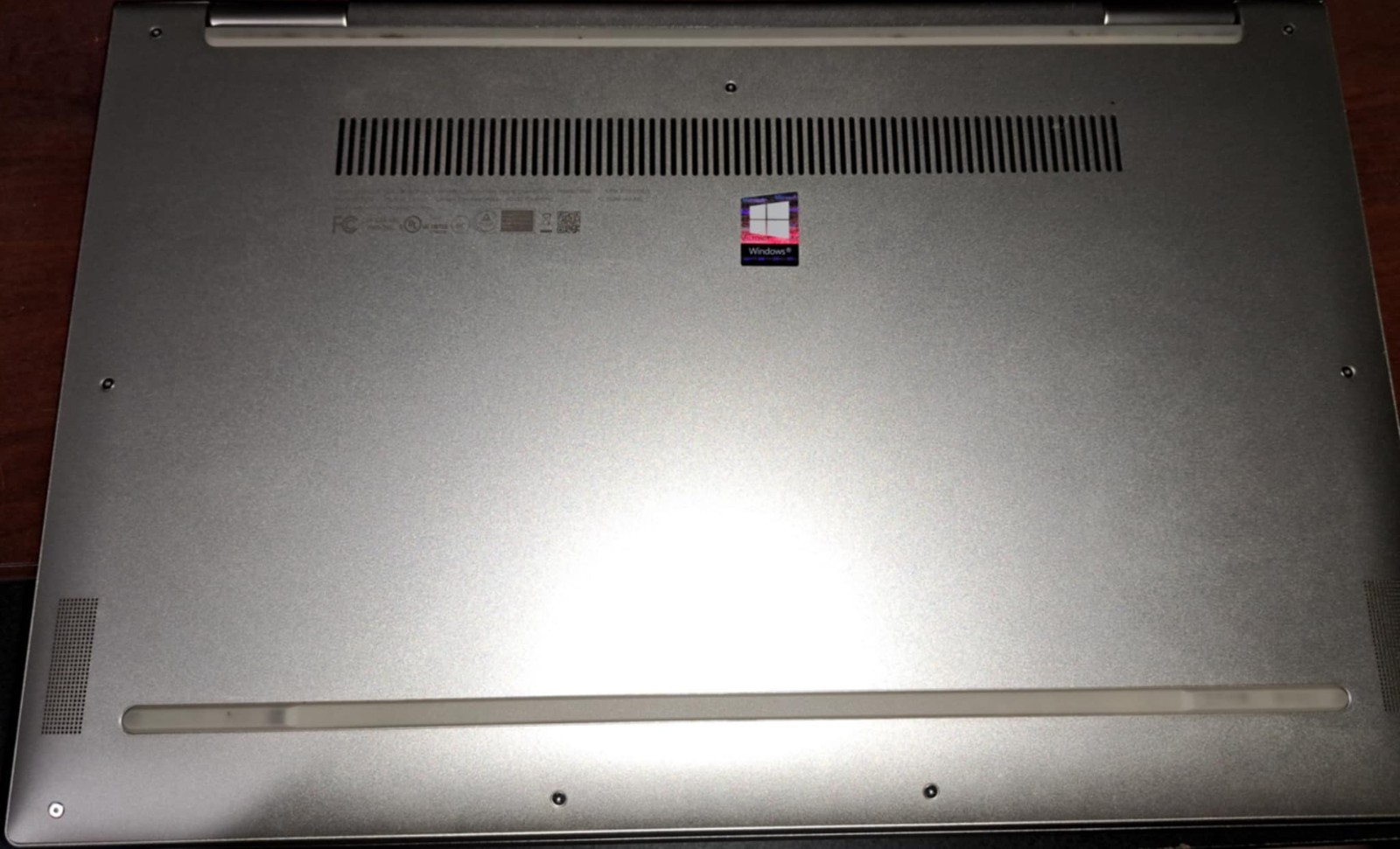 Lenovo Yoga C740-15IML 15.6 inch (512GB, Intel Core i7 10th Gen., 1.8GHz, 12GB)