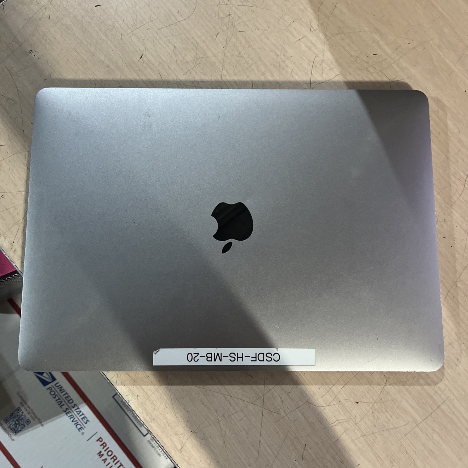 APPLE MACBOOK PRO 13″ MID-2017 CORE I5-7360U 2.3GHZ 8GB RAM NO HD ;