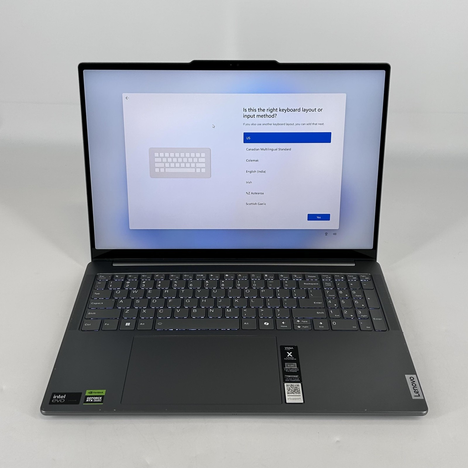 Lenovo Yoga Pro 9i 16 QHD+ TOUCH 2.3 GHz Ultra 9 185H 32GB 2TB SSD RTX 4050 Good