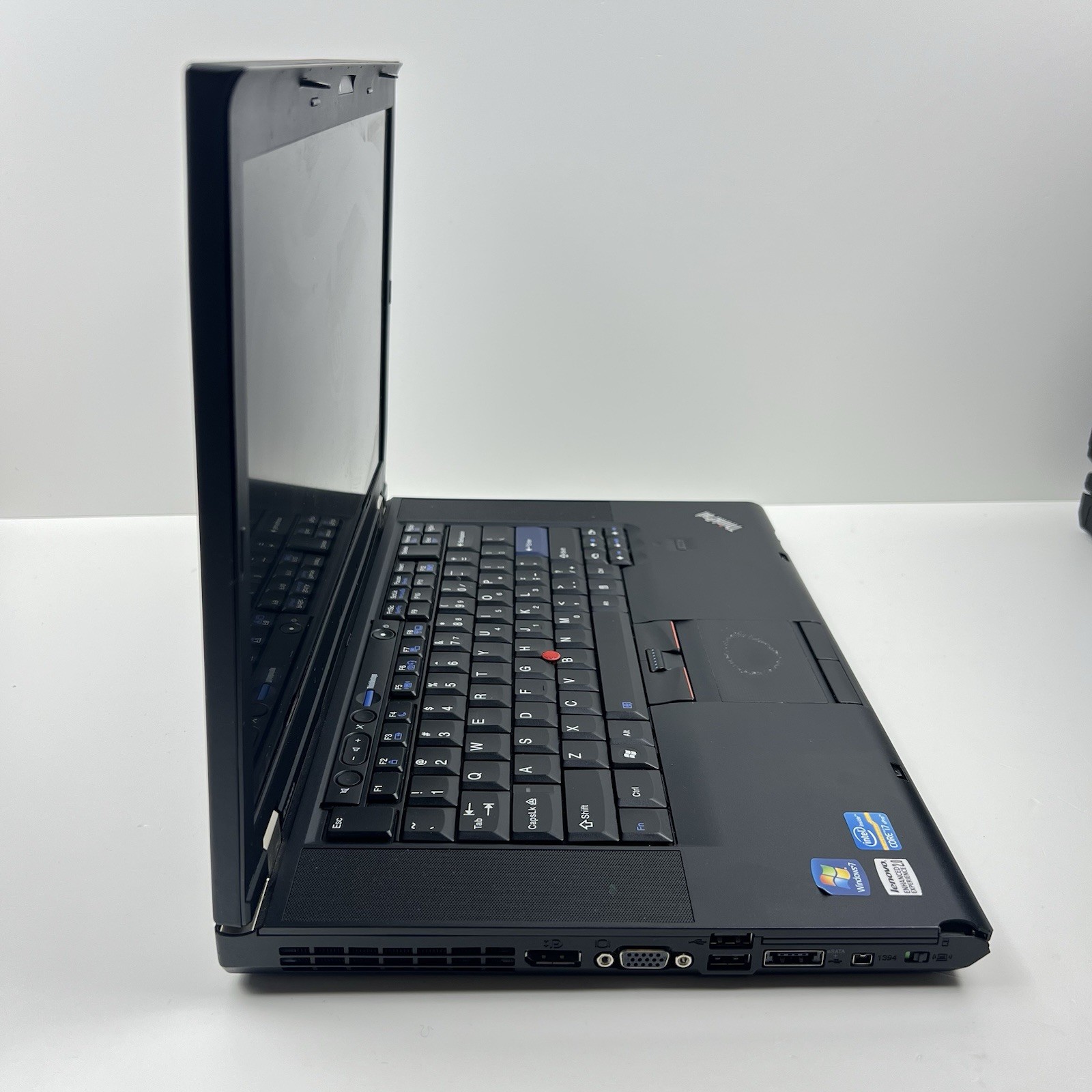 Lenovo ThinkPad T520 Intel i7-2640M 8GB 320GB HDD Linux Mint OS w/ Charger|ELP84