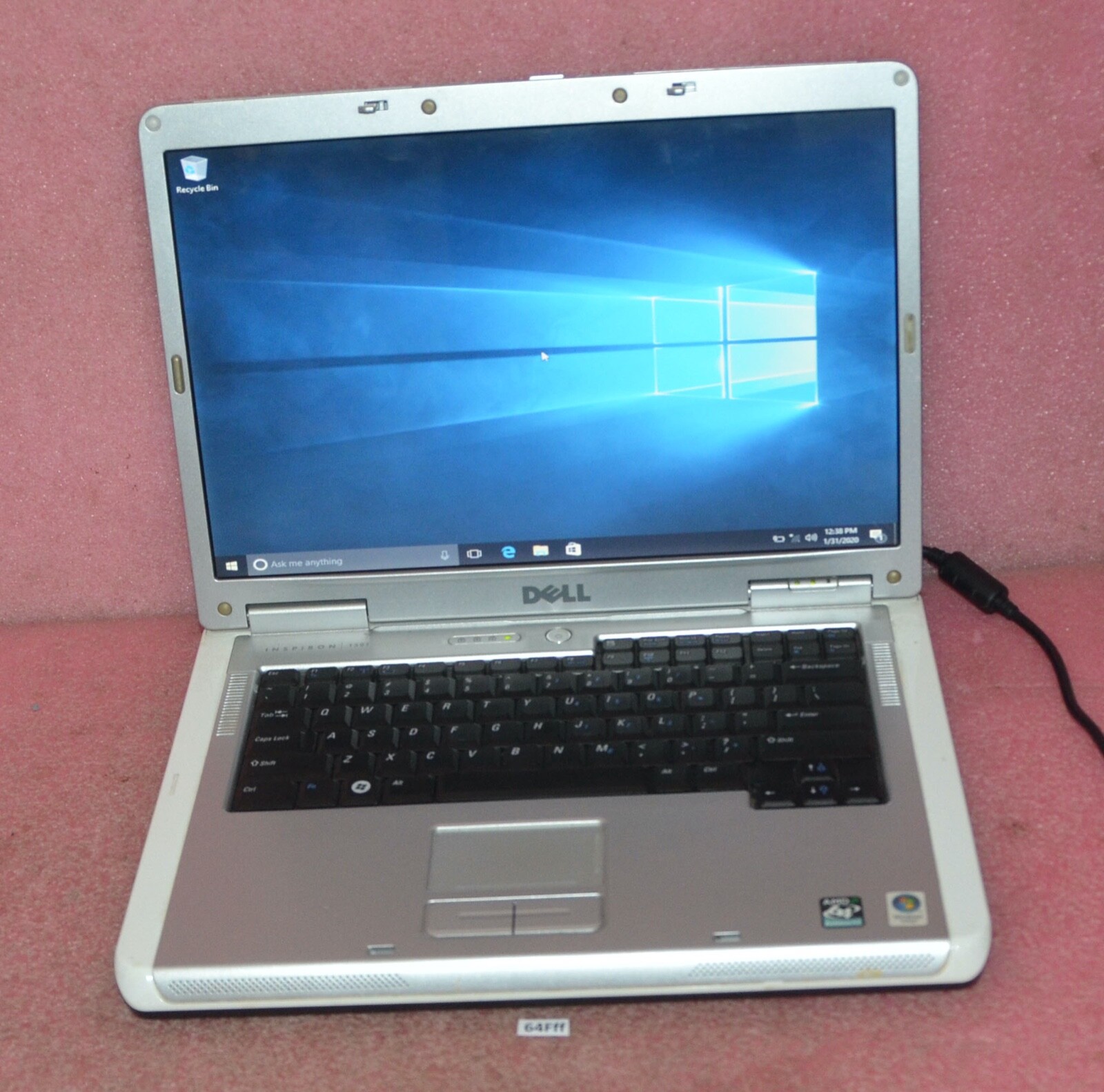 Dell Inspiron 1501 Laptop_AMD Athlon 64 X2 Dual Core TK-55 @ 1.80 GHz. 2GB RAM