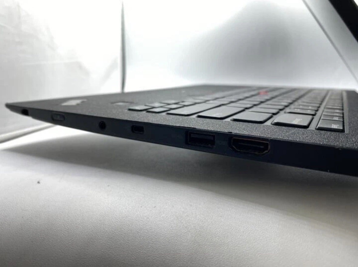 Lenovo ThinkPad X1 Yoga 1st Gen 14 Touch Core i5-6200U 2.30GHz 8GB RAM 256GB SSD