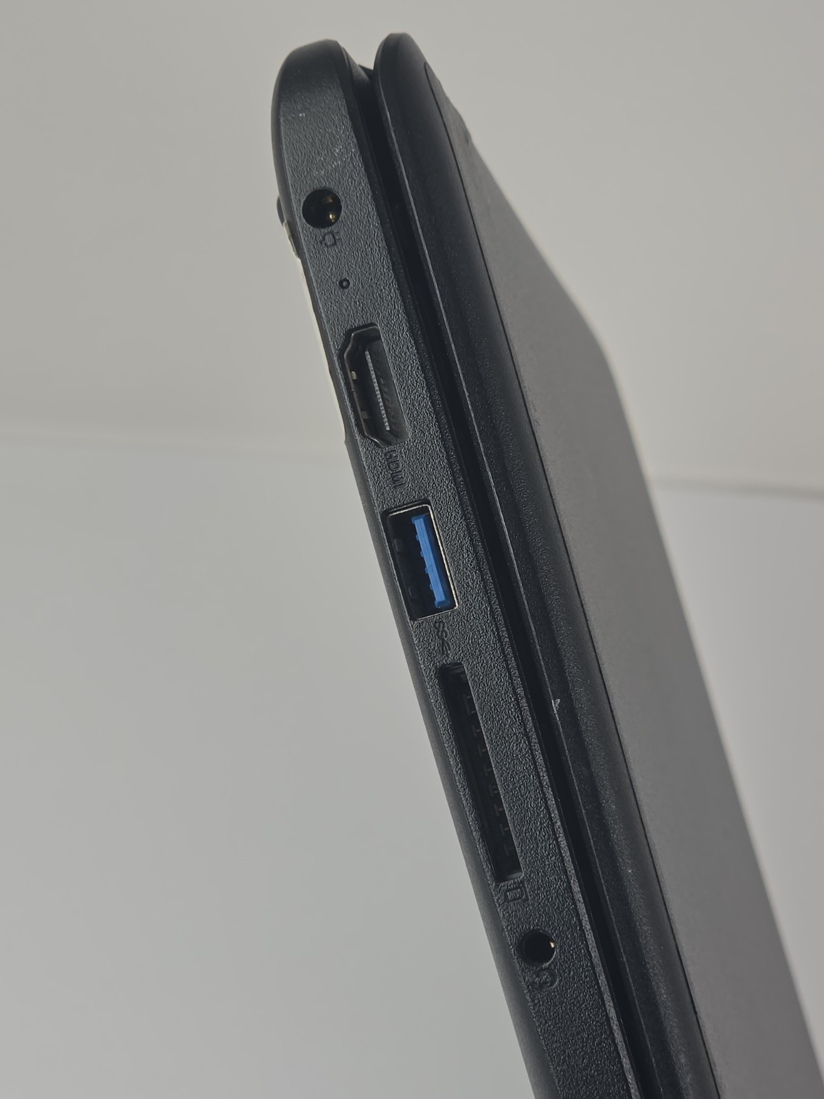 Lenovo N23 Chromebook Black Parts Only – No Power ADAPTER