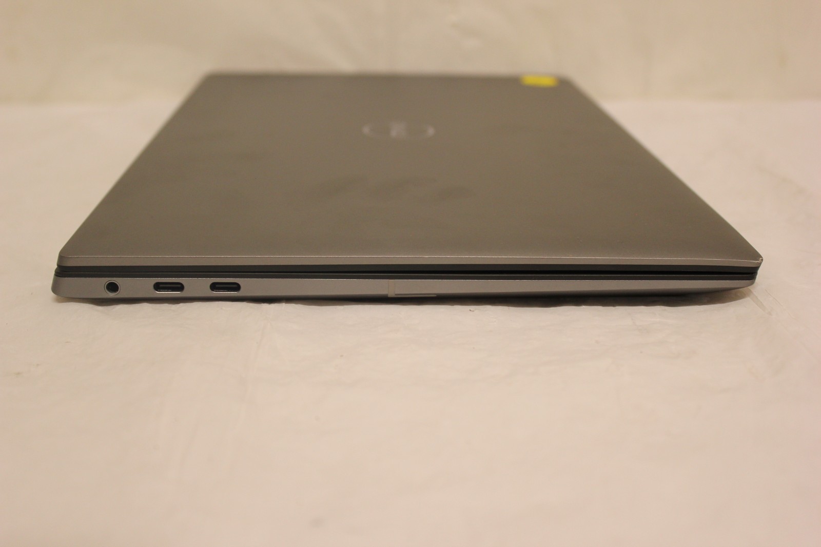 Dell Precision 5490 14″ Core Ultra 7 165H 3.8GHz 32GB RAM 1TB SSD RTX 2000 D2