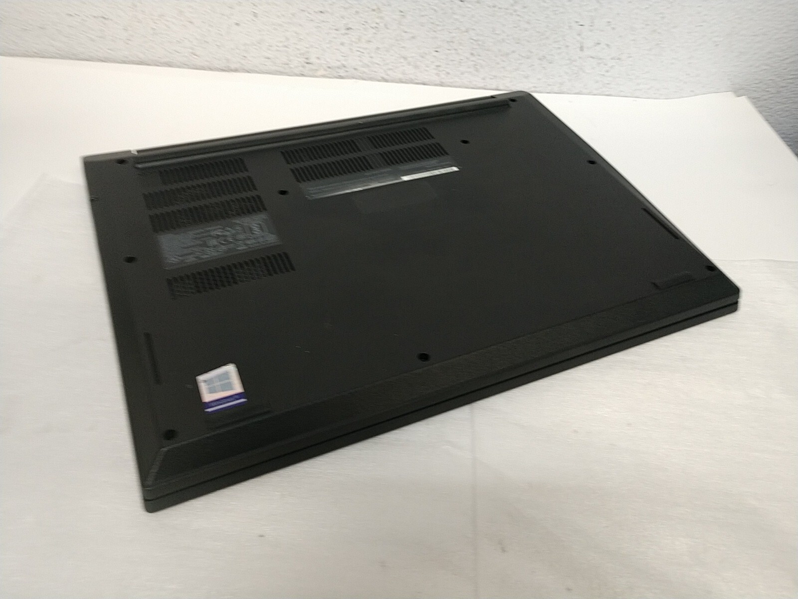 Lenovo ThinkPad E480 14″ Intel Core i5-7200U 2.5GHz 8GB Ram 500GB HD BT Win11Pr0