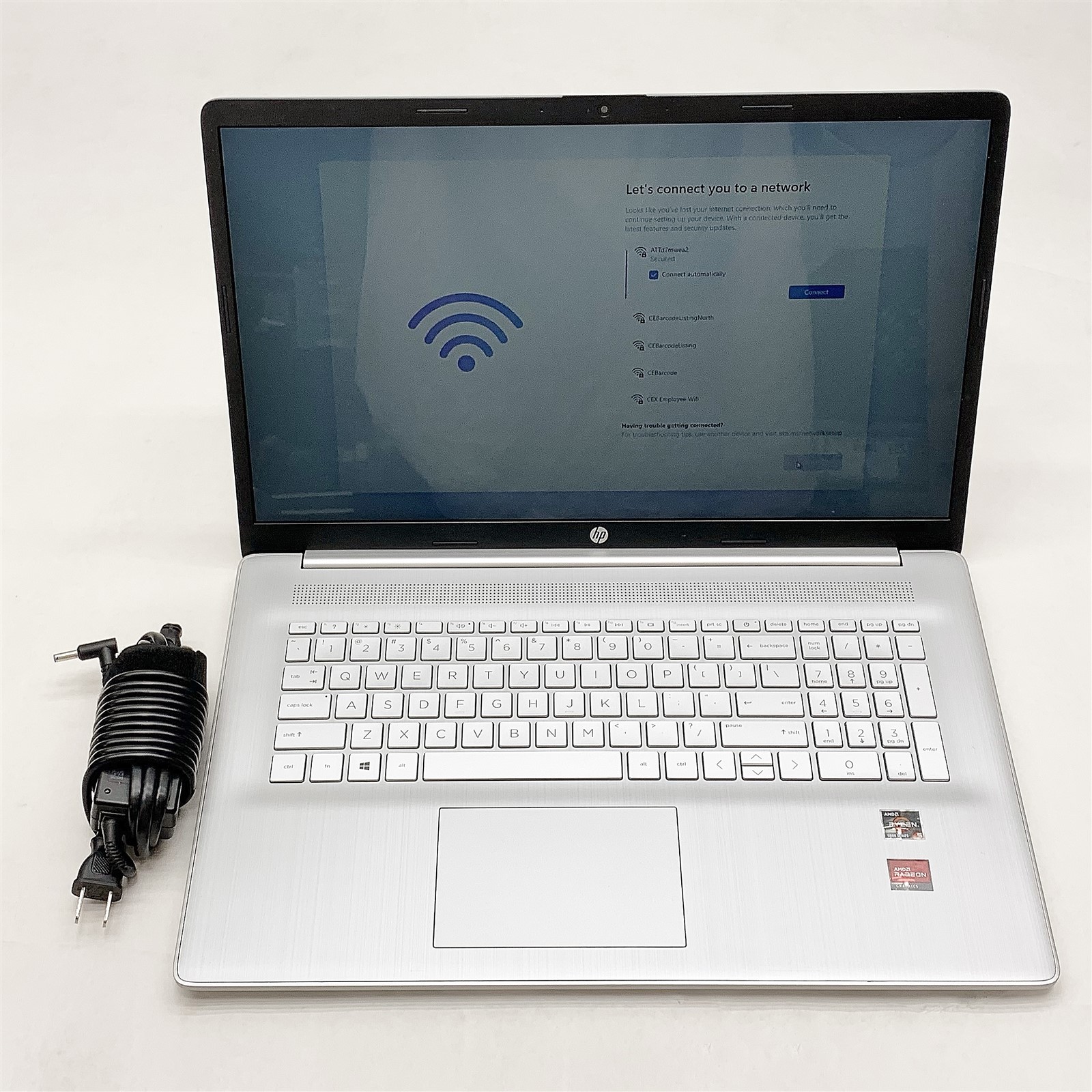 HP 17-cp0035cl Laptop AMD Ryzen 5500U 2.10GHZ 17.3″ 12GB 512GB NVMe Windows 11