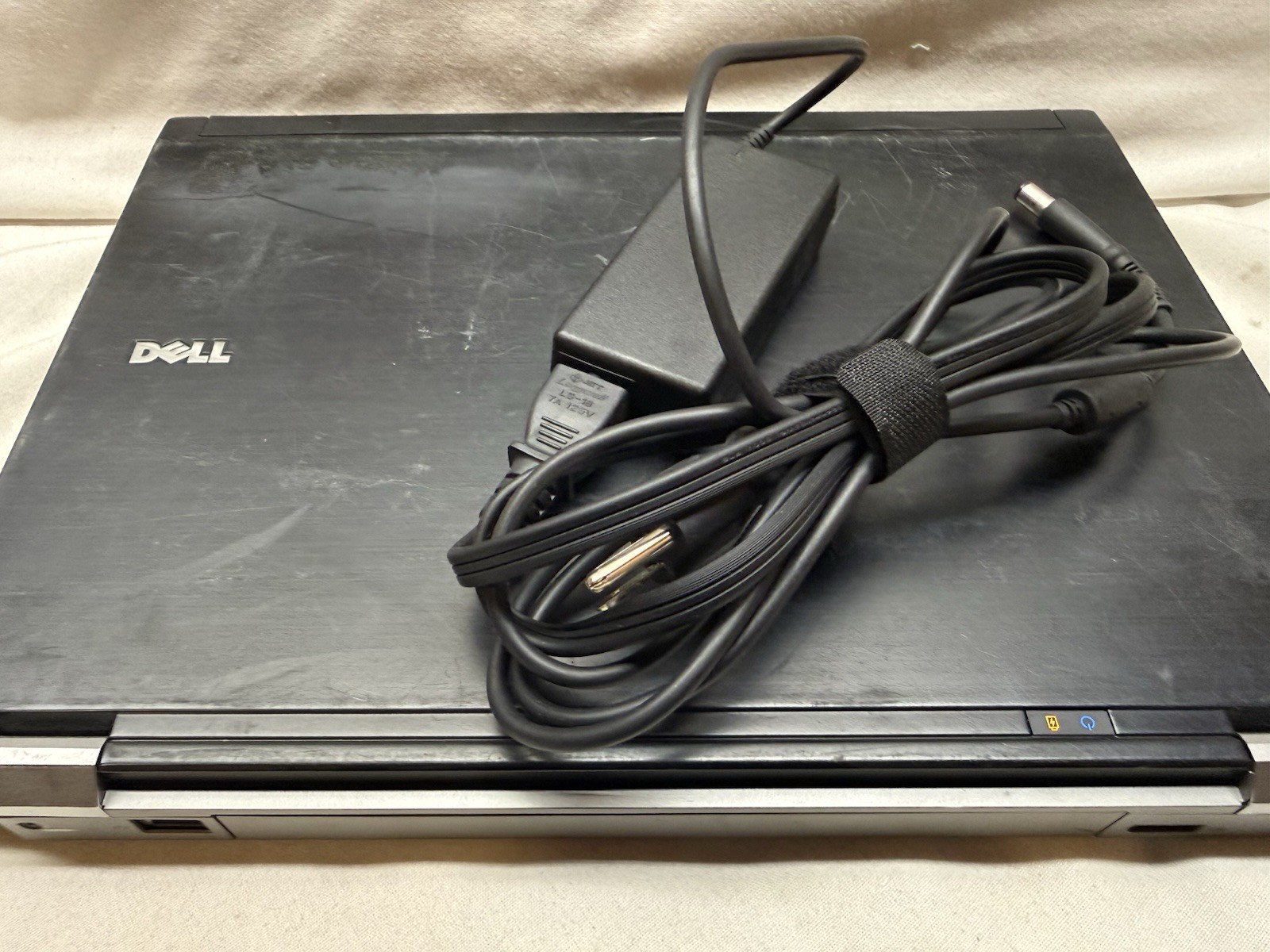 Dell Latitude E6500 Laptop Computer – Powers On ~ For Parts/Repair AS IS